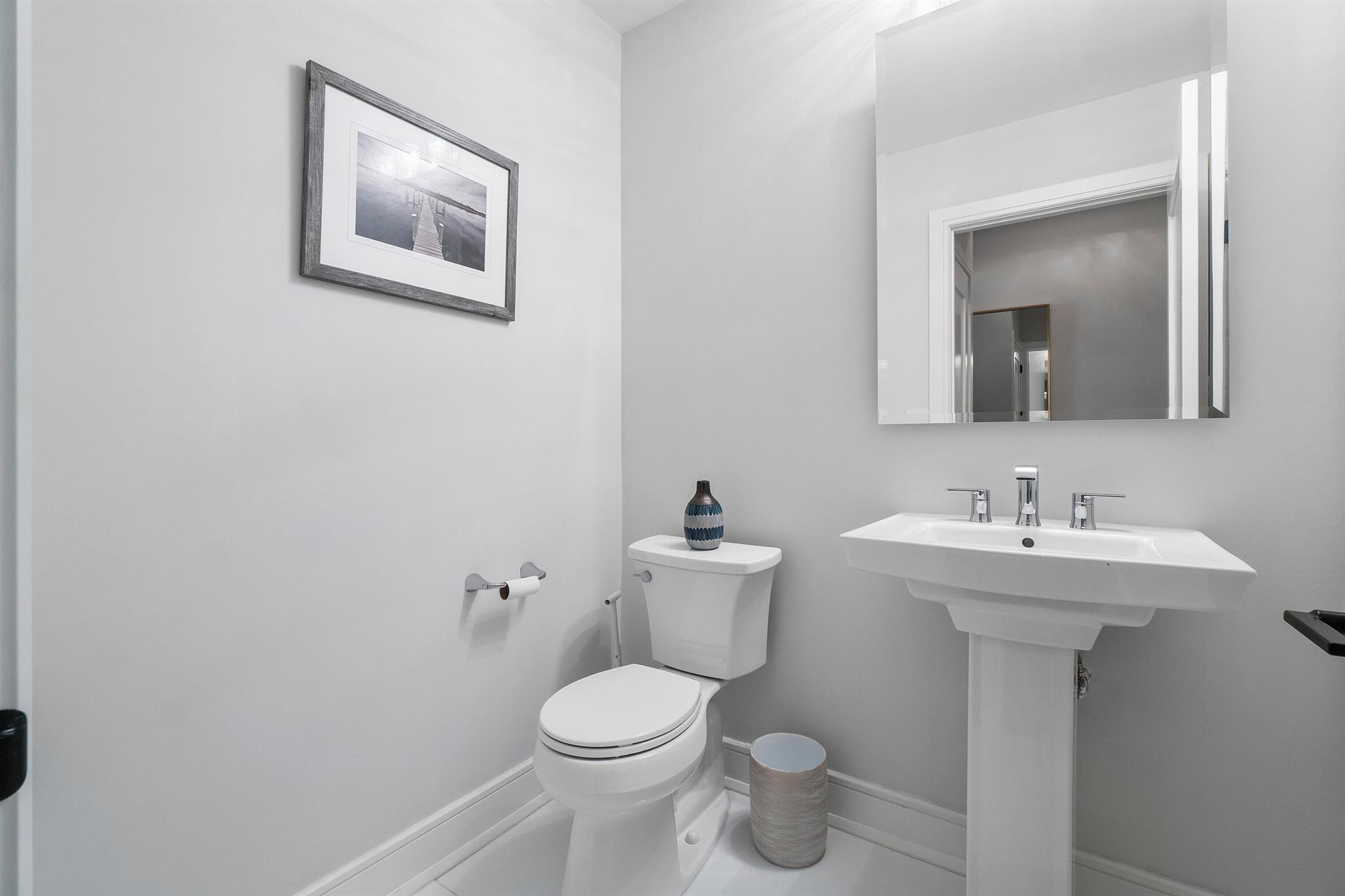 ONE CITY PLAZA CONDO - Residential