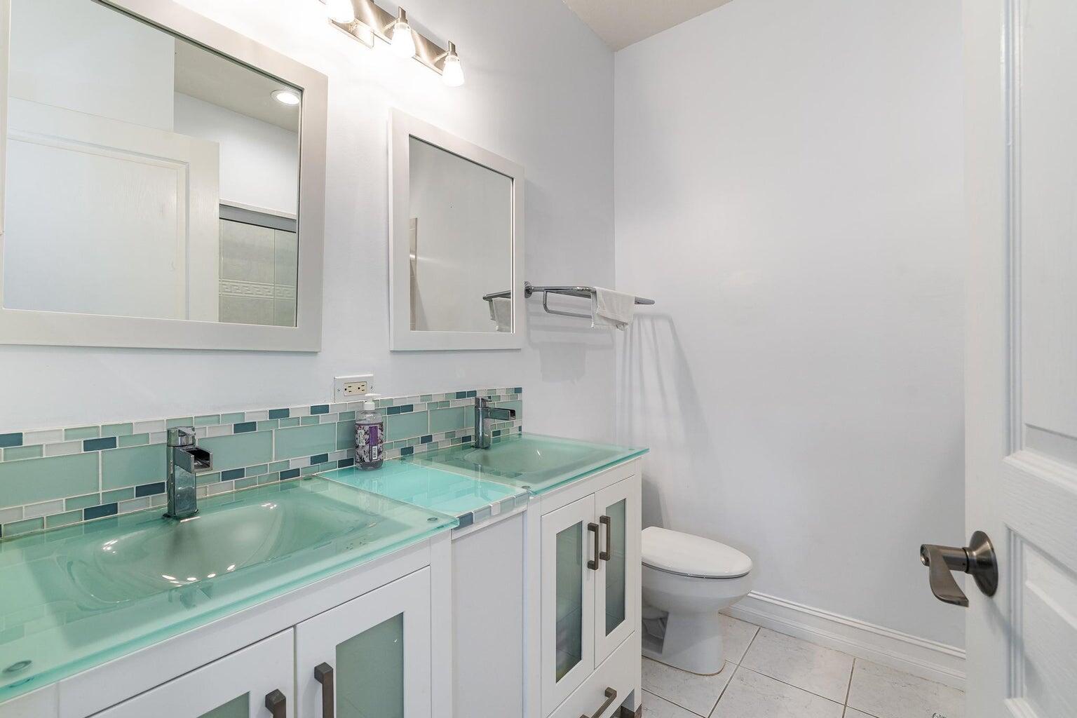 ATLANTIC GROVE - Residential Lease