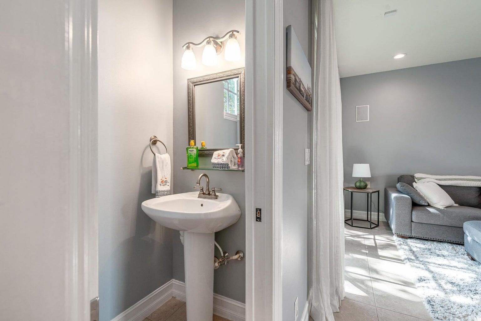 ATLANTIC GROVE - Residential Lease