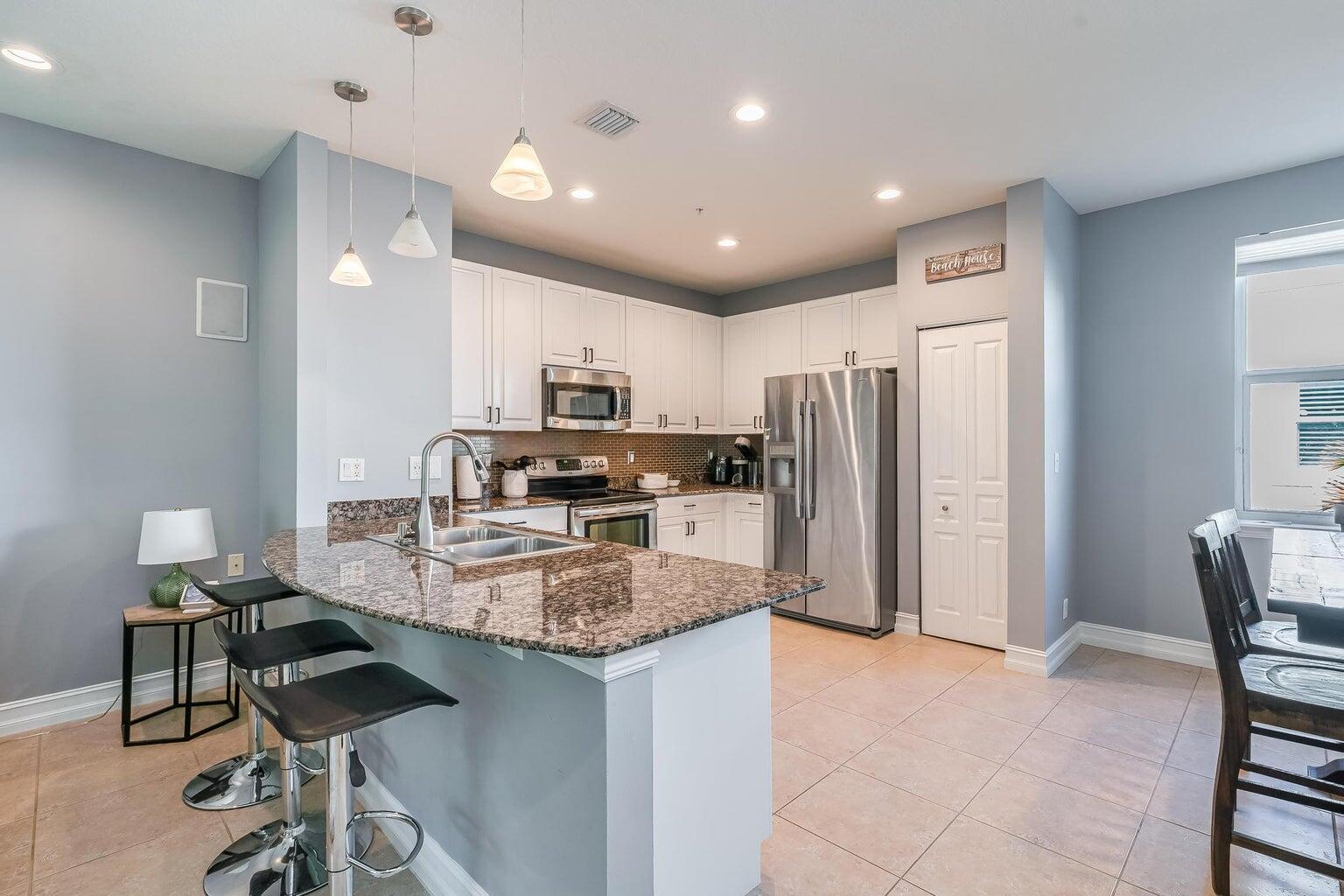 ATLANTIC GROVE - Residential Lease