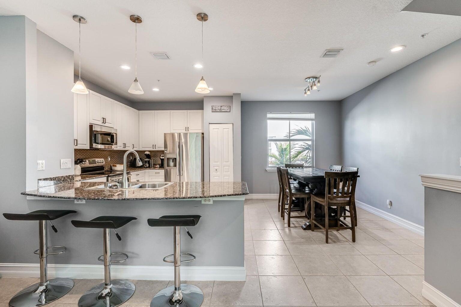 ATLANTIC GROVE - Residential Lease