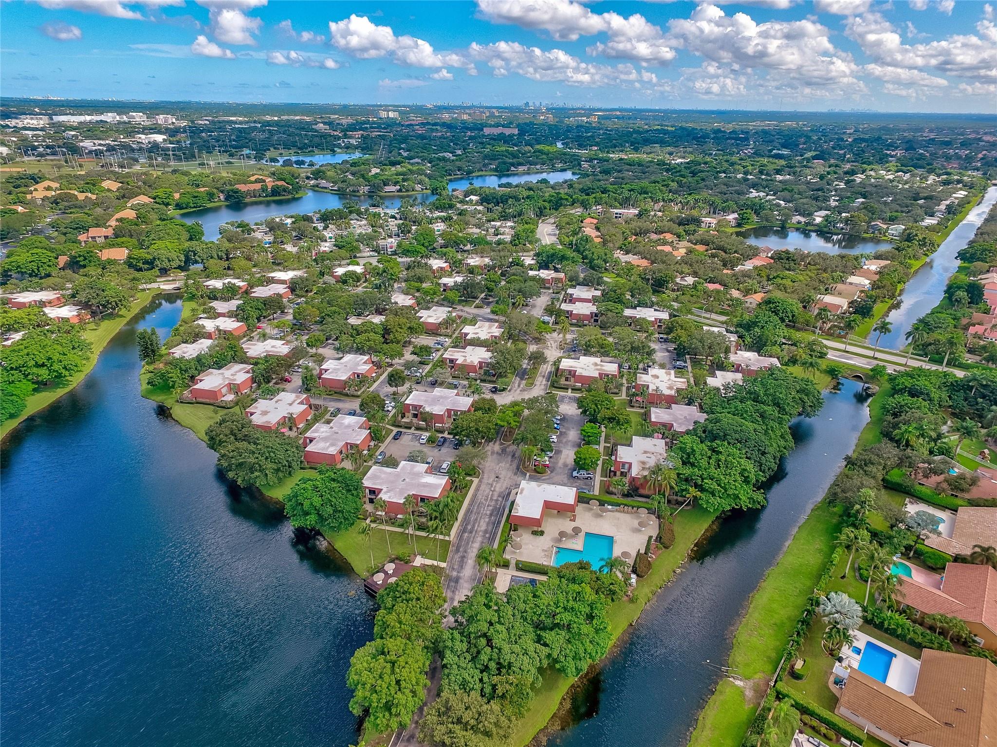 Waterford Coutyards - Residential