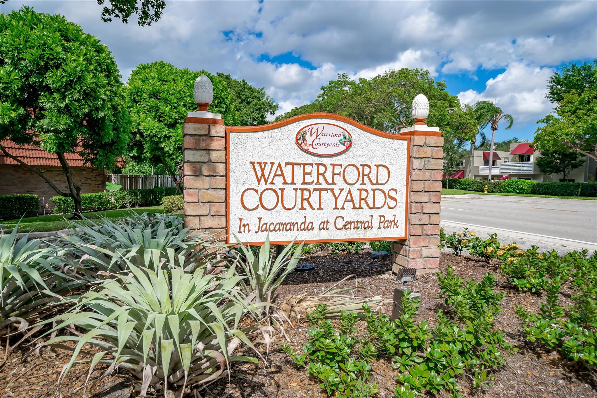 Waterford Coutyards - Residential