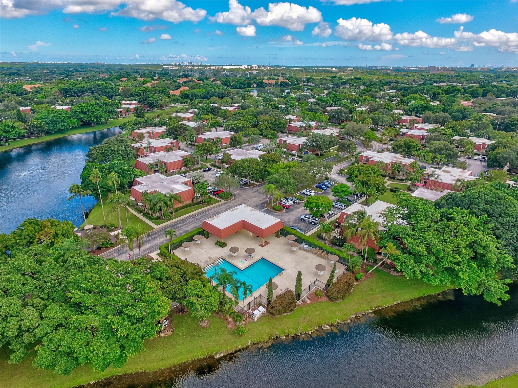 Waterford Coutyards - Residential