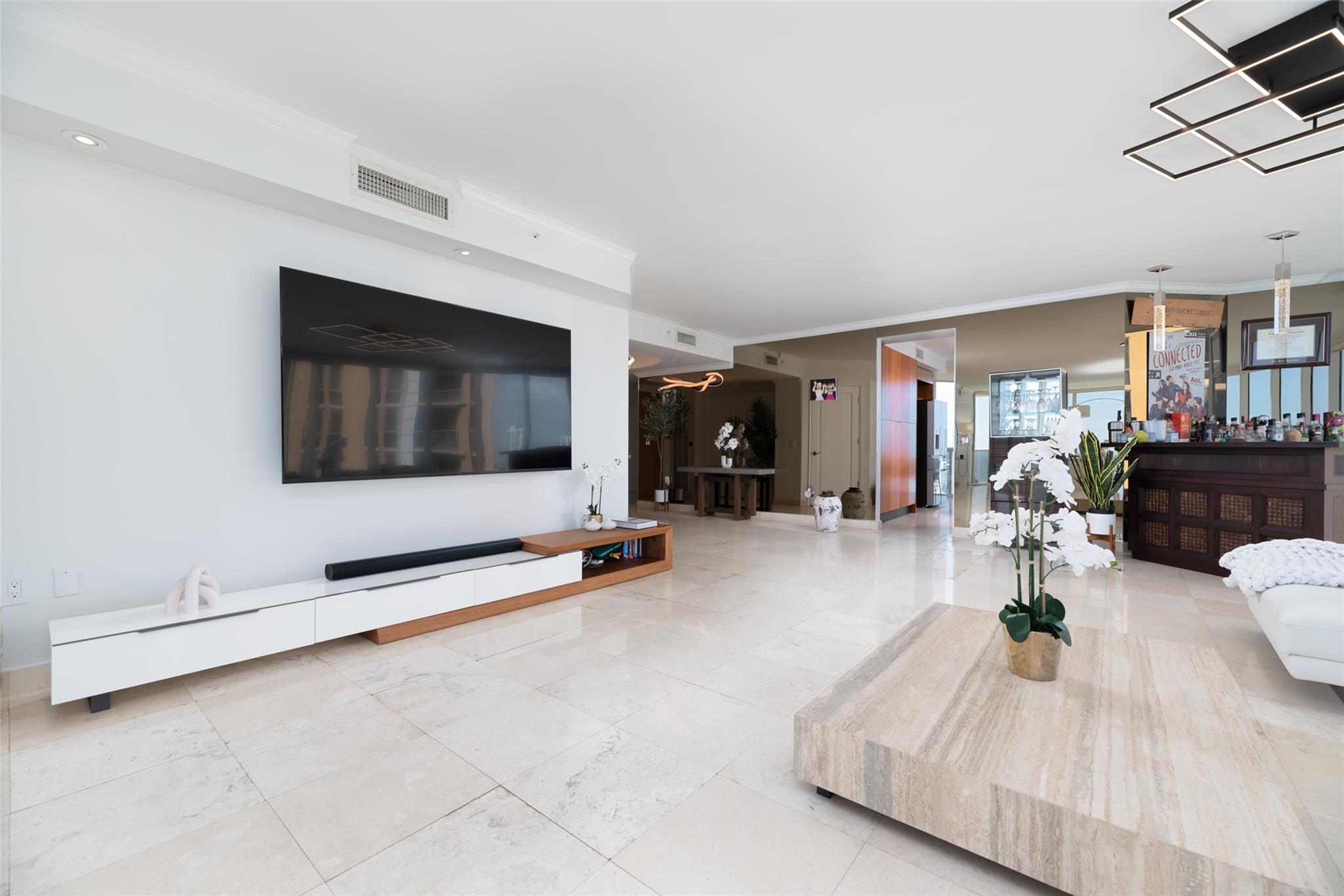 17555 Collins Ave 1608