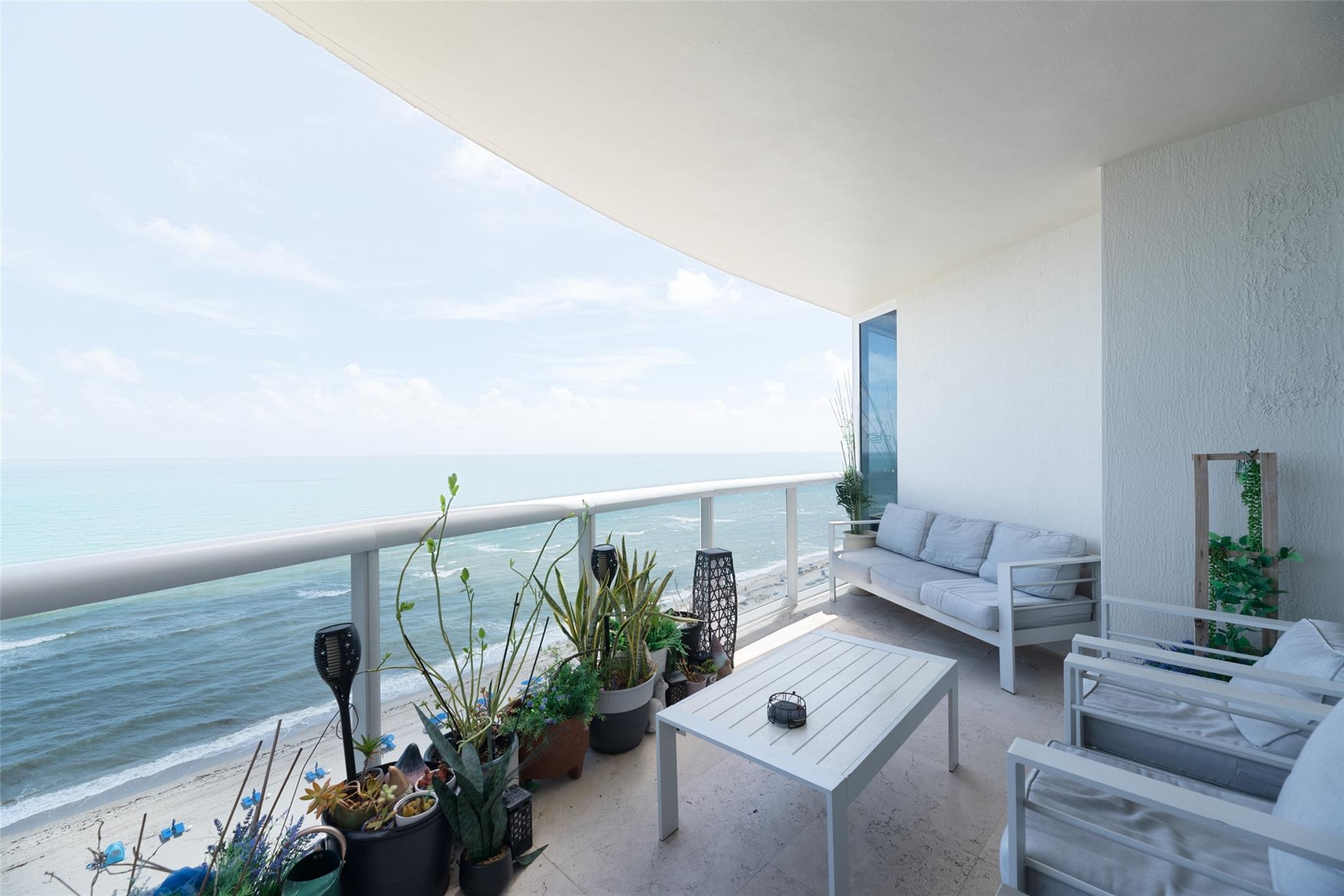 PINNACLE - Residential