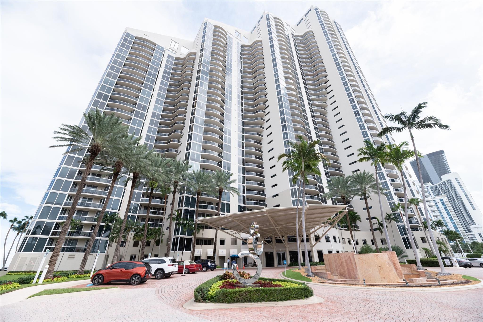 PINNACLE - Residential