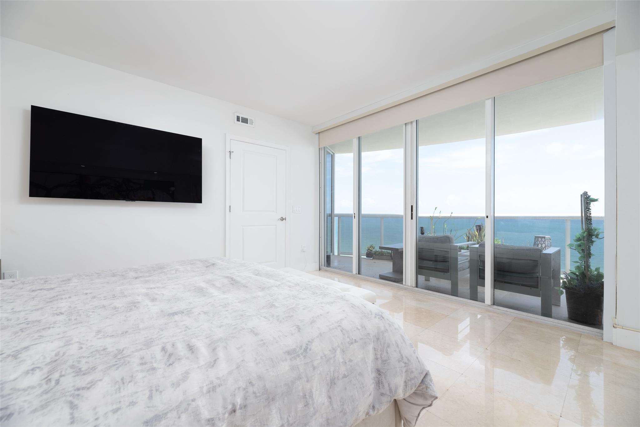 PINNACLE - Residential