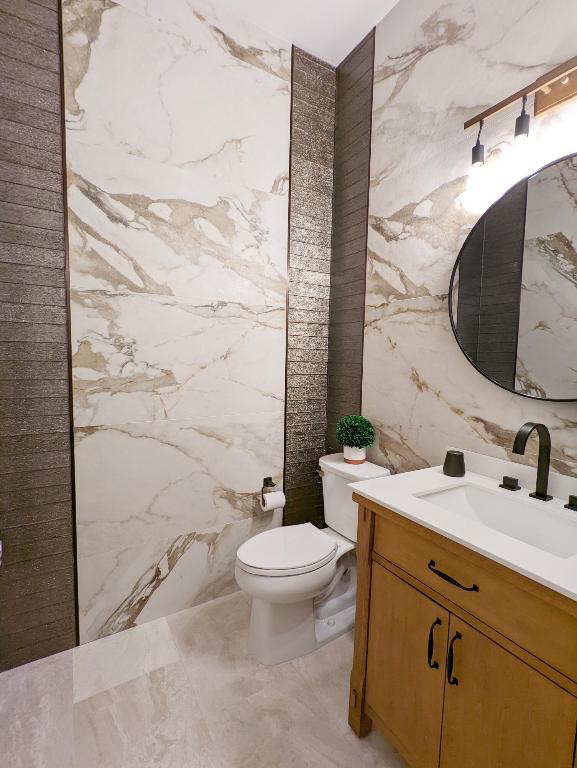 ROYAL PALM POLO - Residential Lease