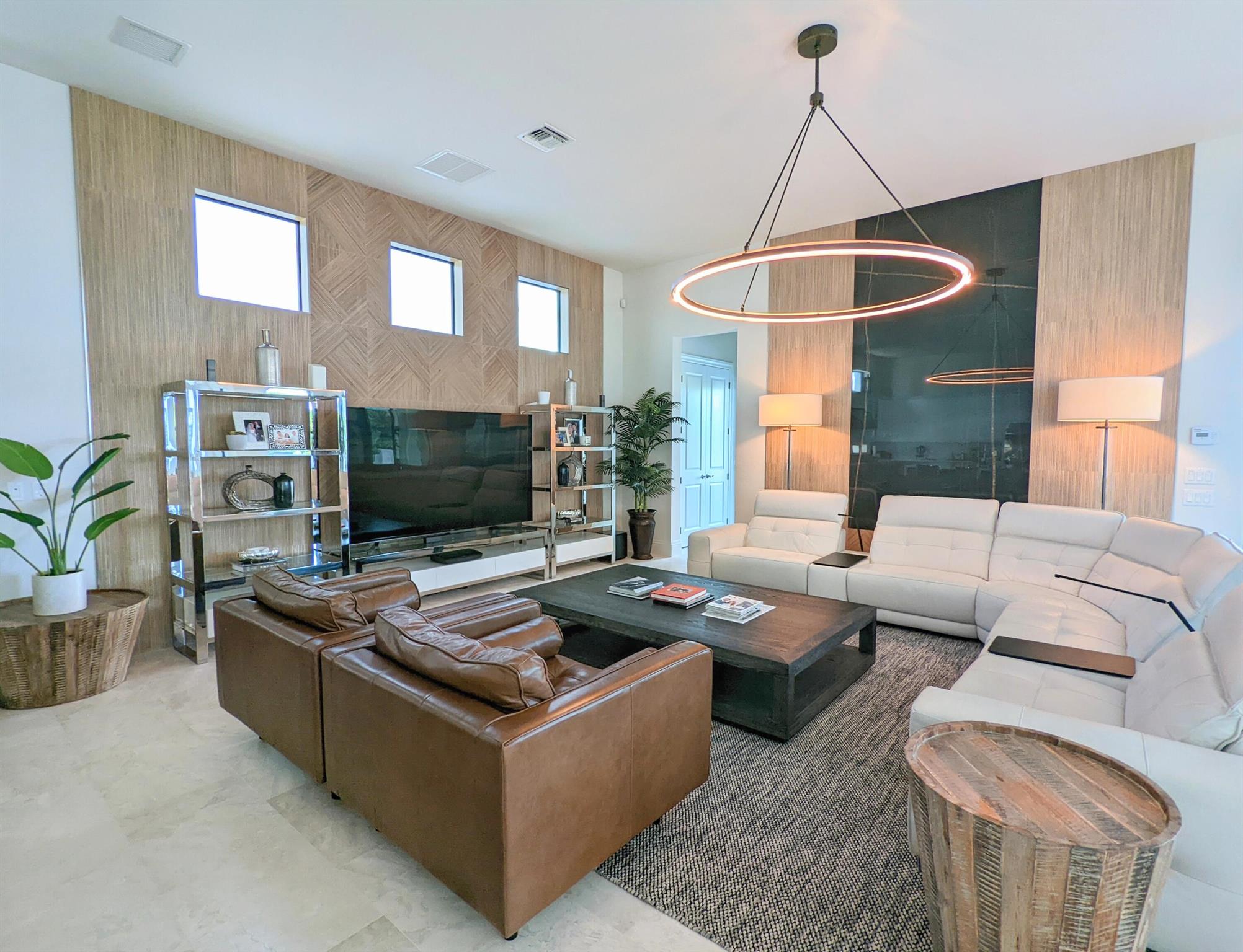 ROYAL PALM POLO - Residential Lease