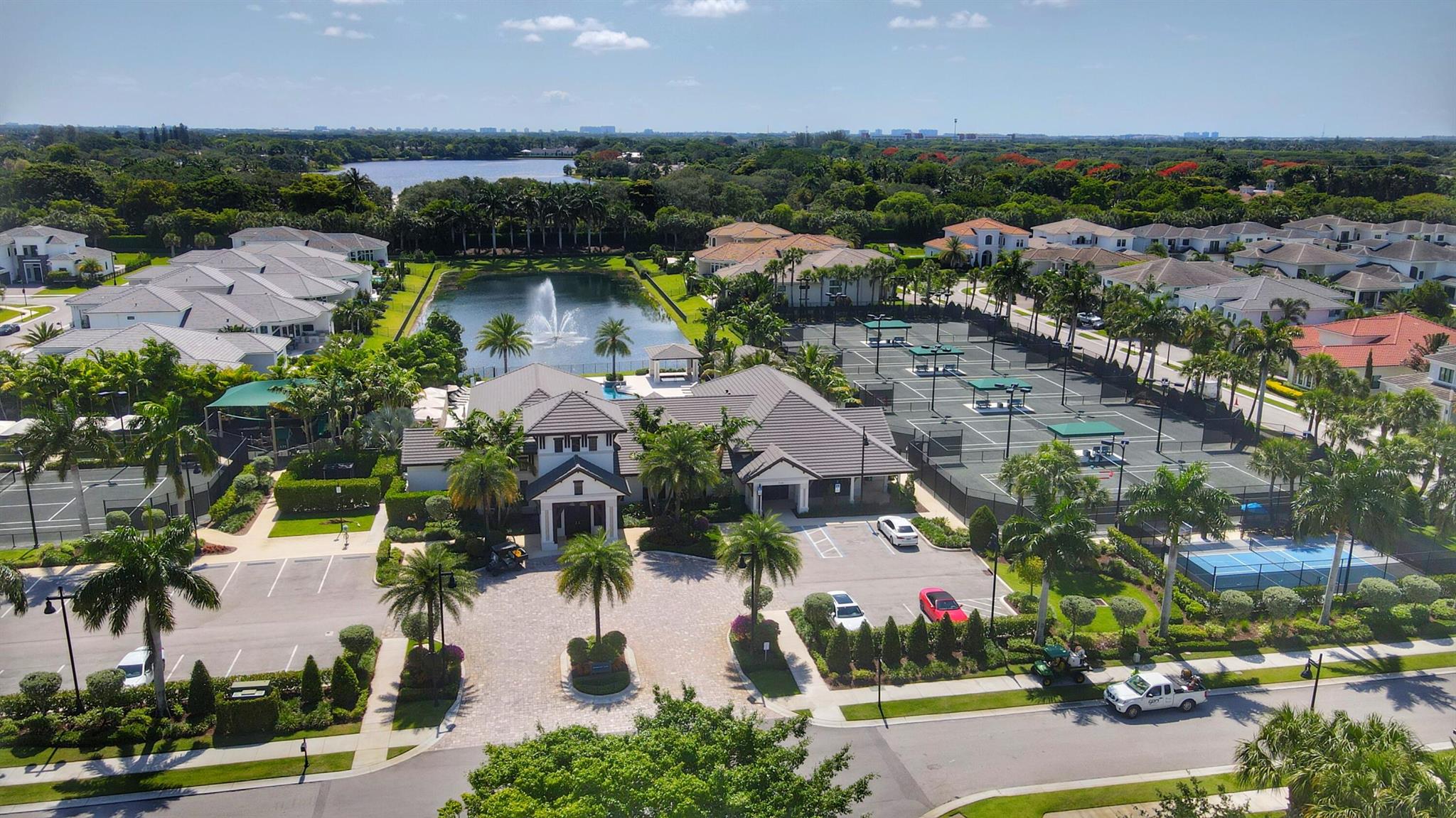 ROYAL PALM POLO - Residential Lease