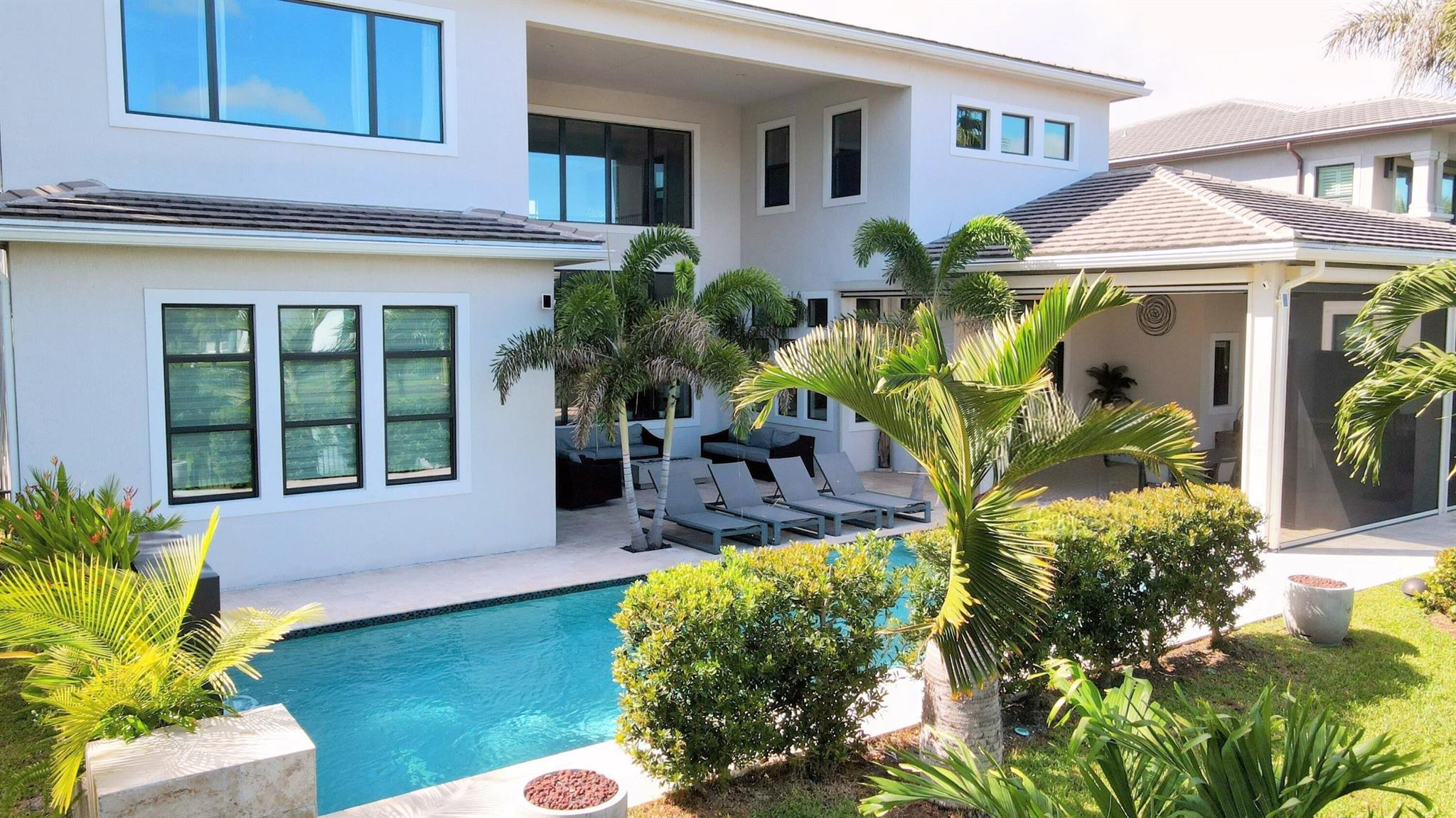 ROYAL PALM POLO - Residential Lease