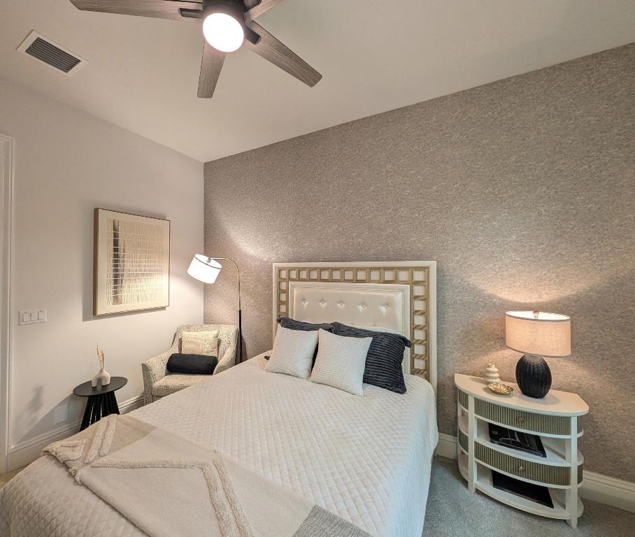 ROYAL PALM POLO - Residential Lease