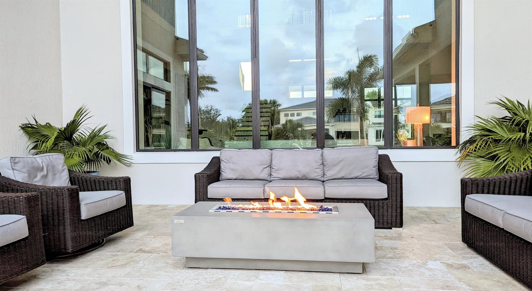 ROYAL PALM POLO - Residential Lease