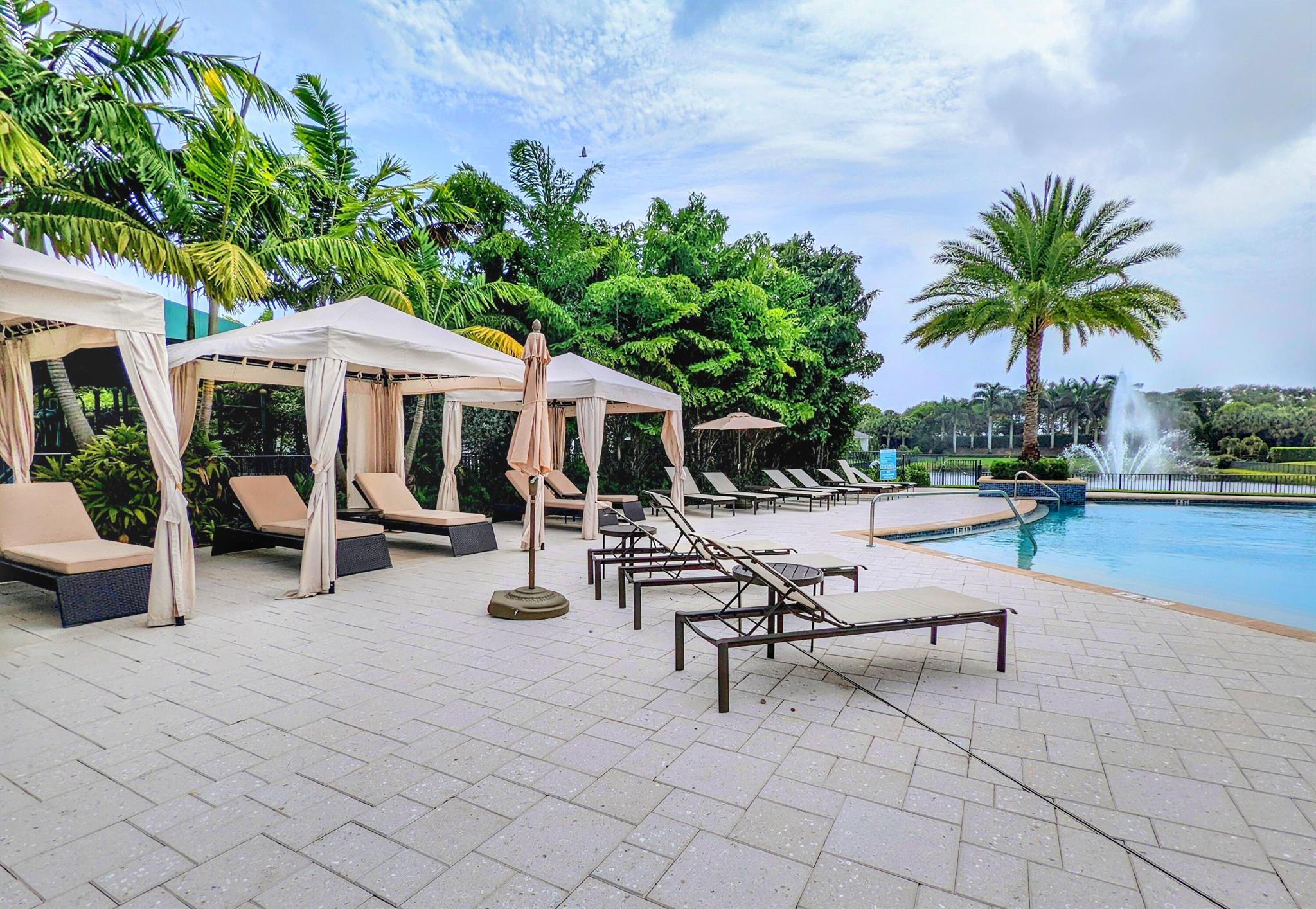 ROYAL PALM POLO - Residential Lease