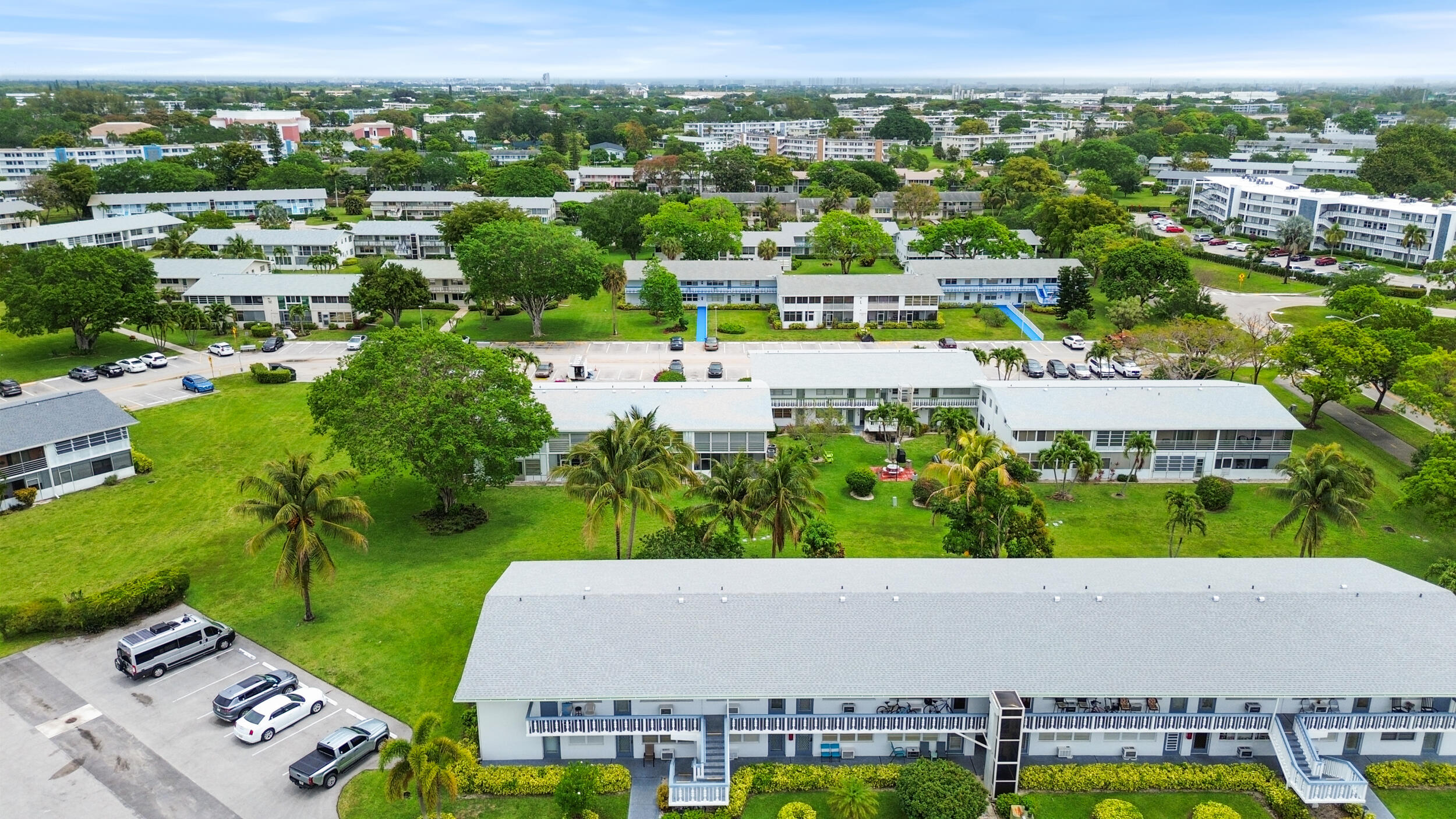 MARKHAM R CONDO - Residential