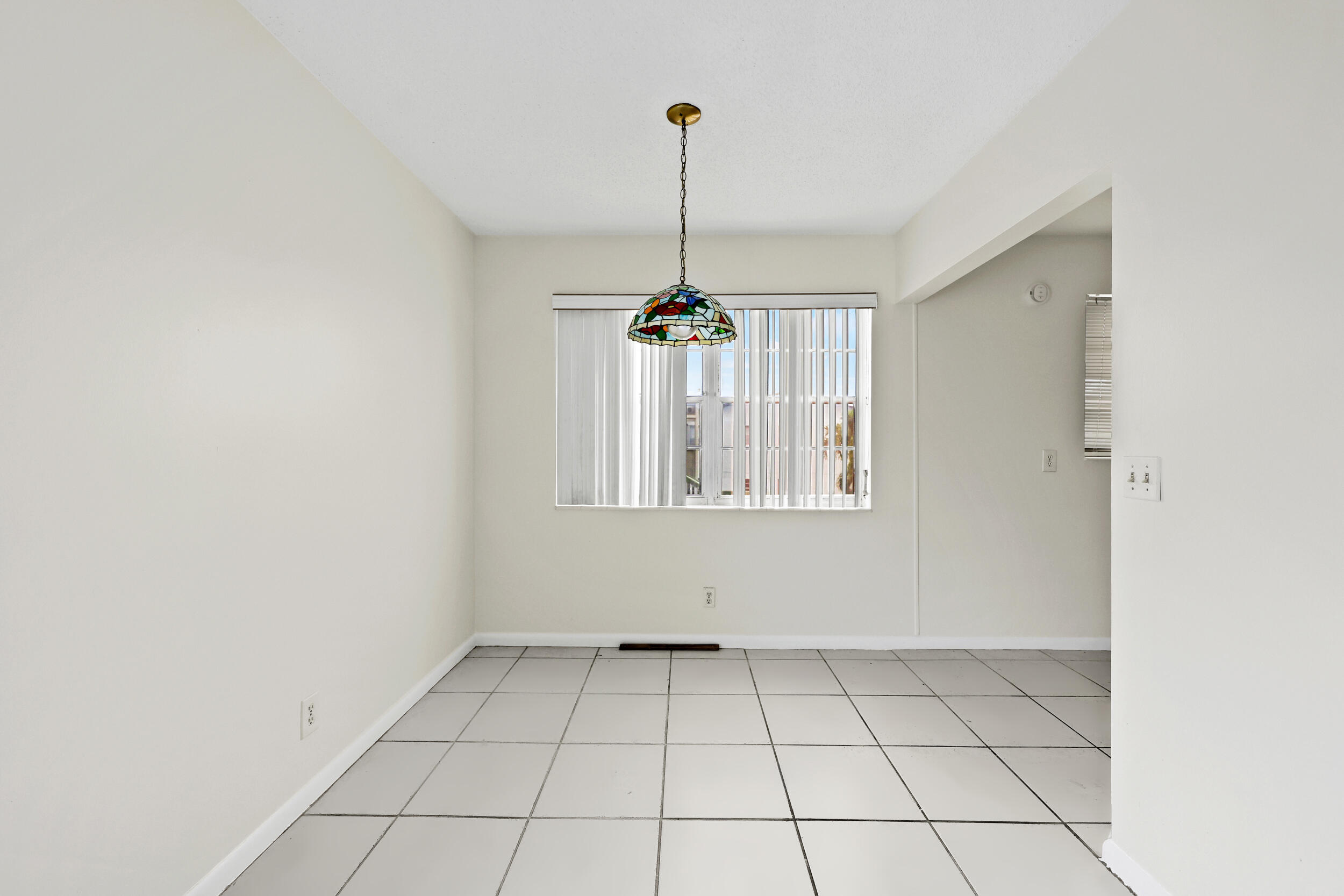 MARKHAM R CONDO - Residential