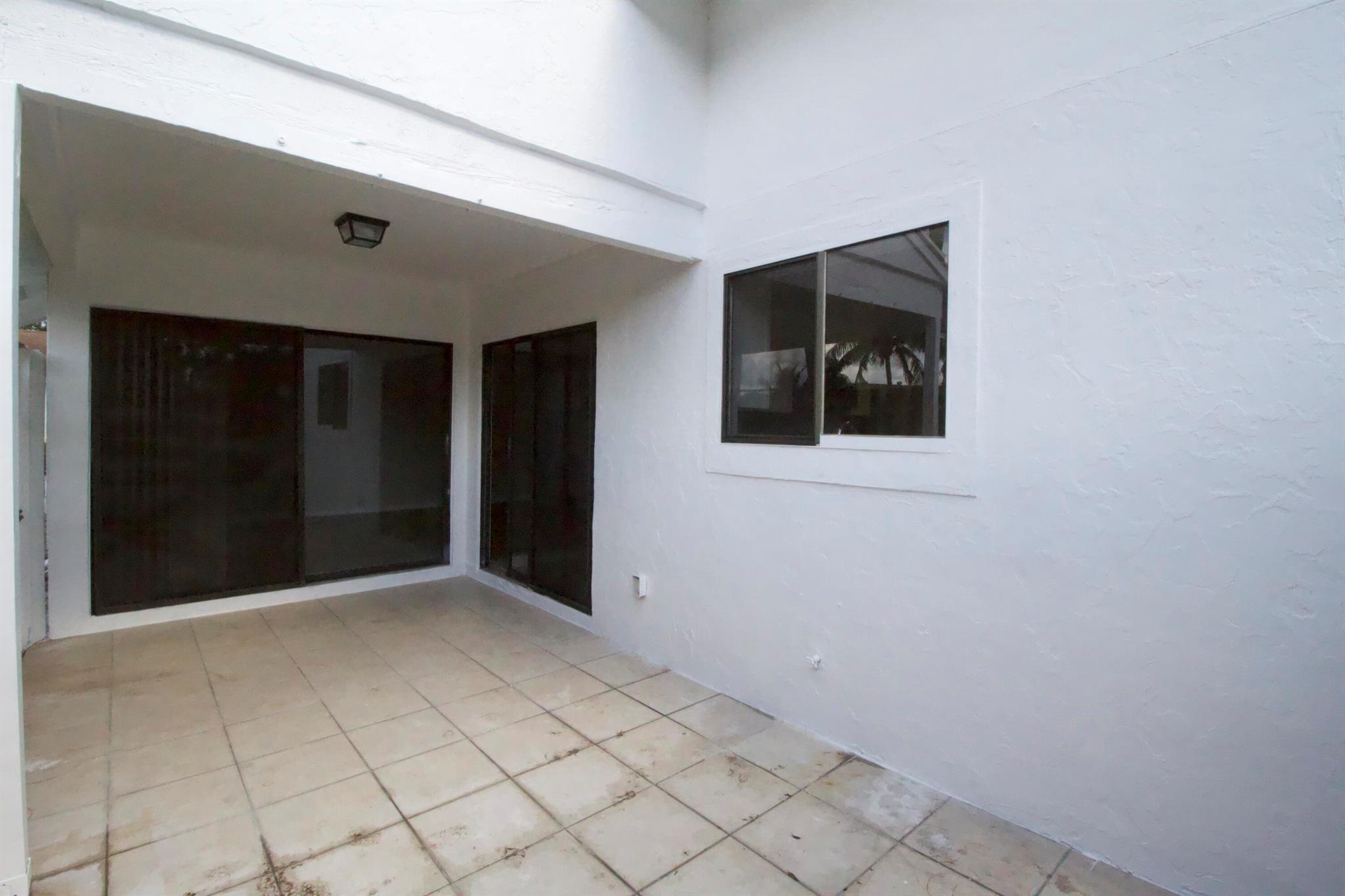 Palm Villas - Residential Lease