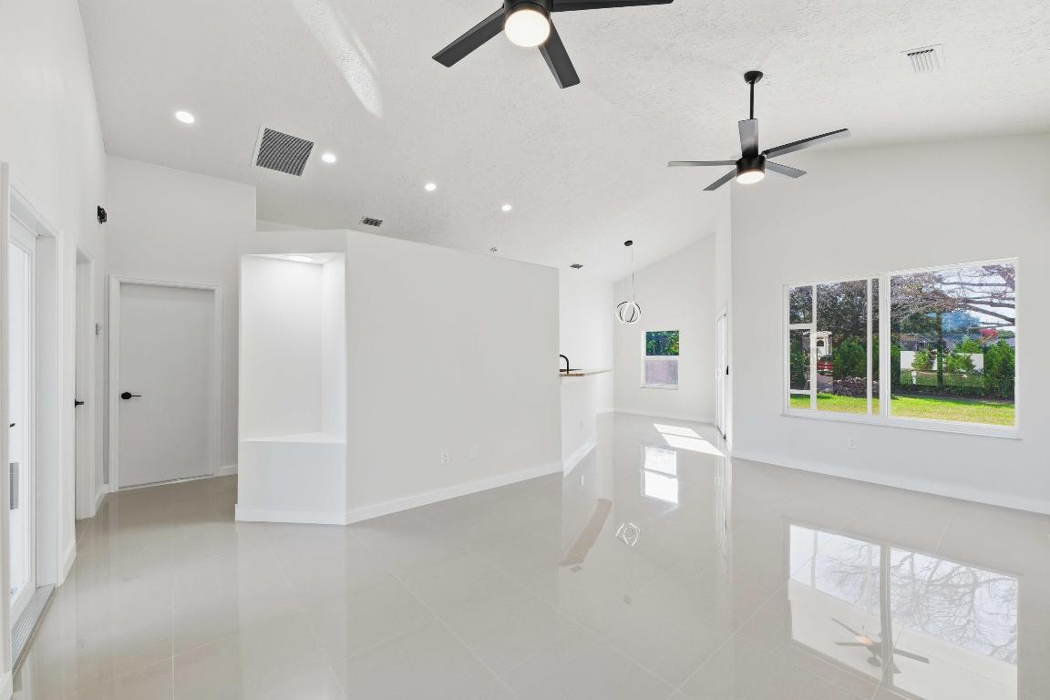 PORT ST LUCIE SECTION 39 - Residential