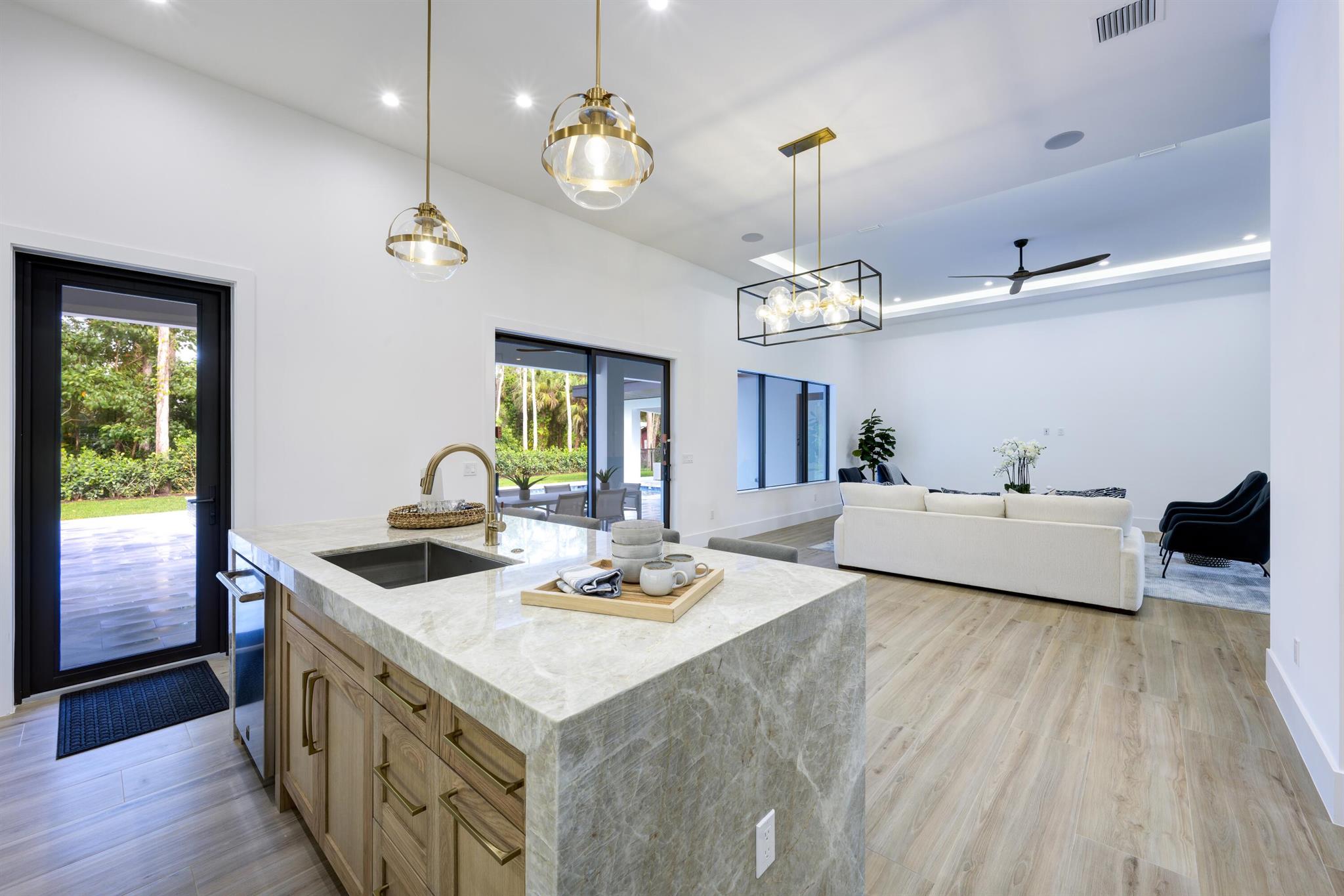 MONET GARDENS AMD (UNREC) - Residential