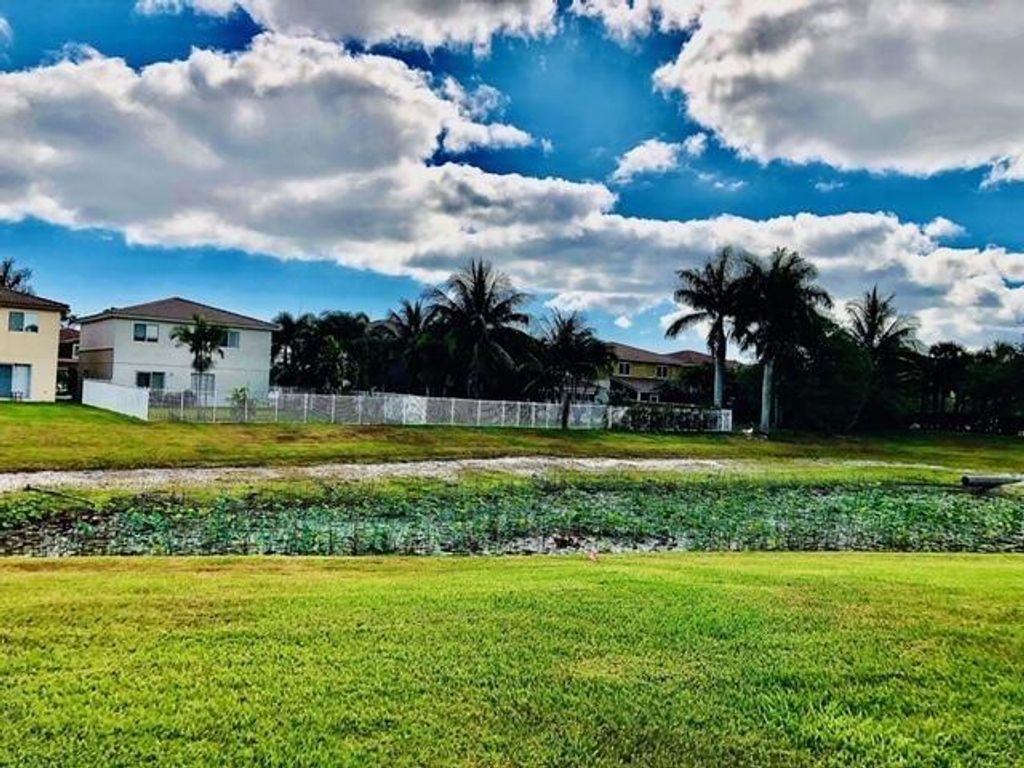Photo of 4801 SE Graham Drive, Stuart, FL 34997 (MLS # R10950975)