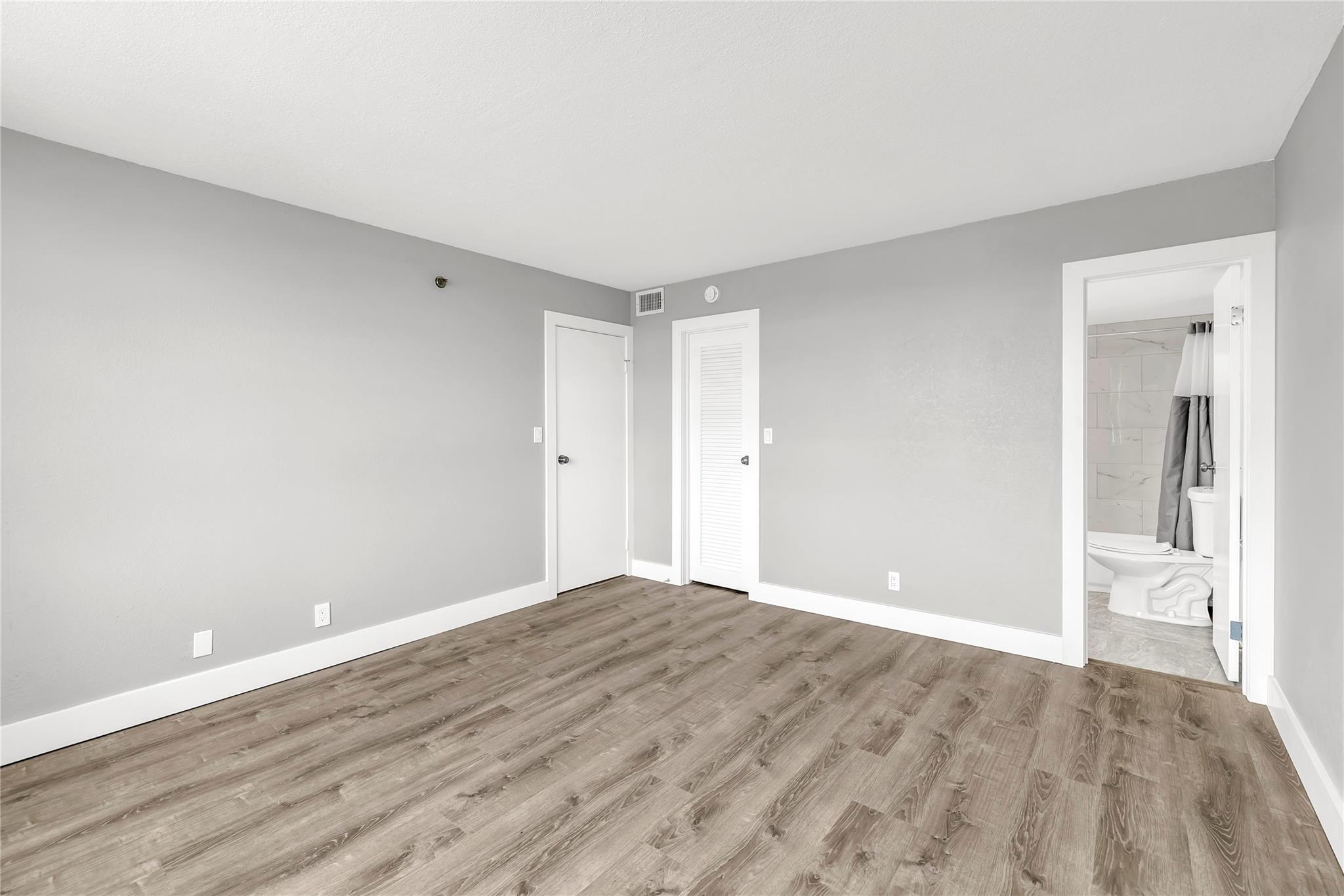ROLLING HILLS GOLF & TENN - Residential