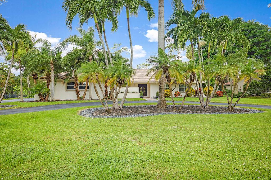 Photo of 22761 Vistawood Way, Boca Raton, FL 33428 (MLS # R11136562)