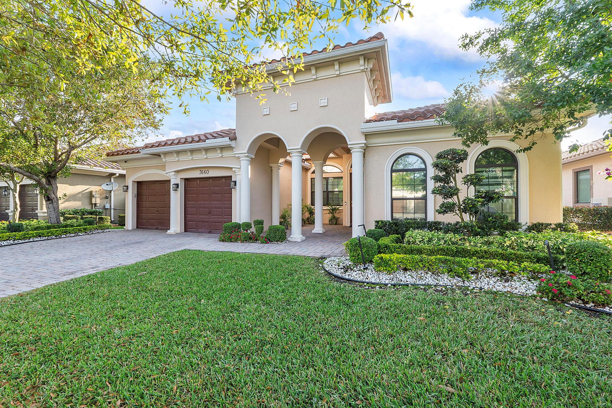 7660 Red Bay Lane