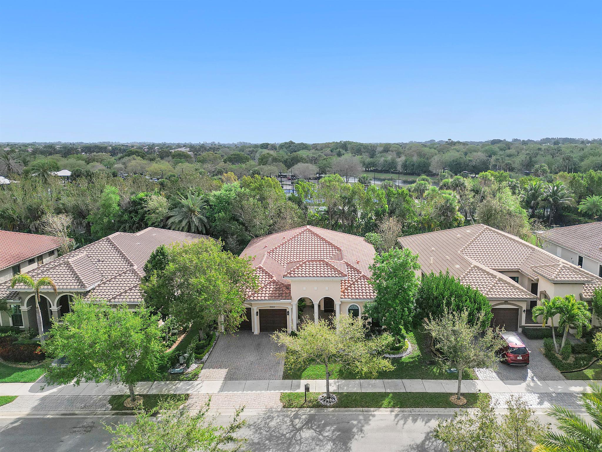 7660 Red Bay Lane