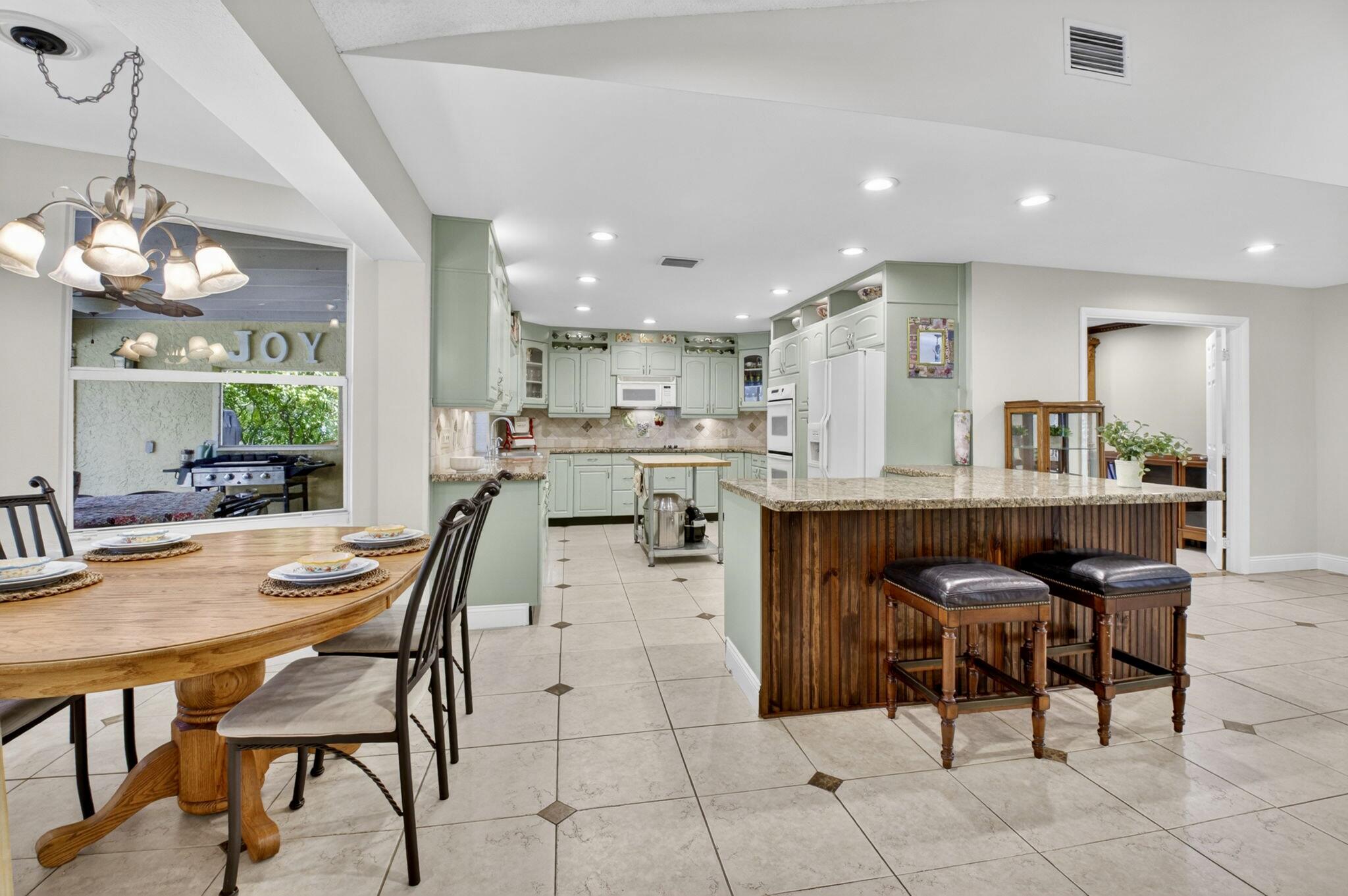 BOCA GREENS 1 - Residential