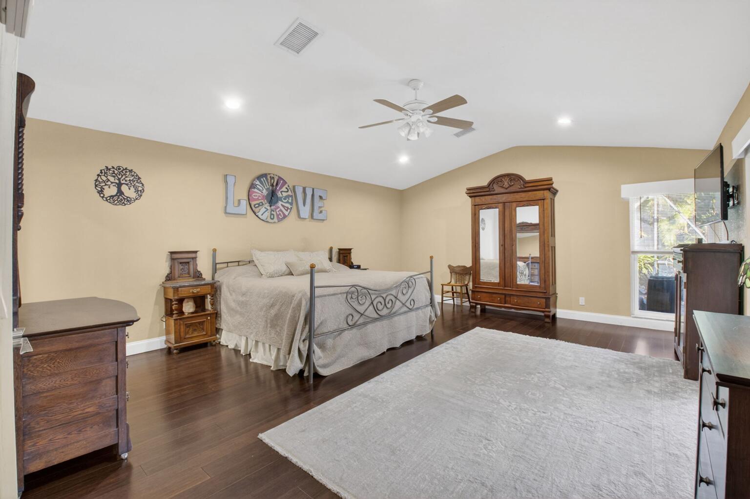 BOCA GREENS 1 - Residential