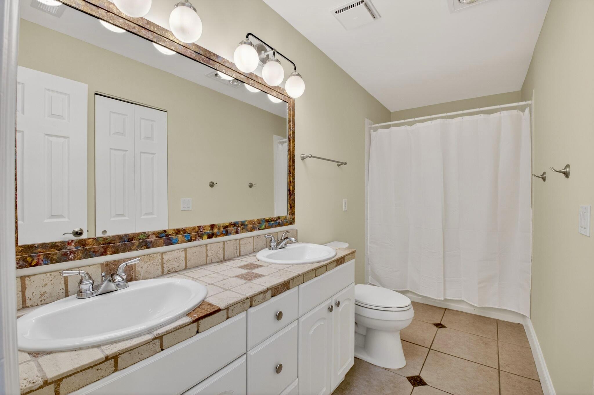 BOCA GREENS 1 - Residential