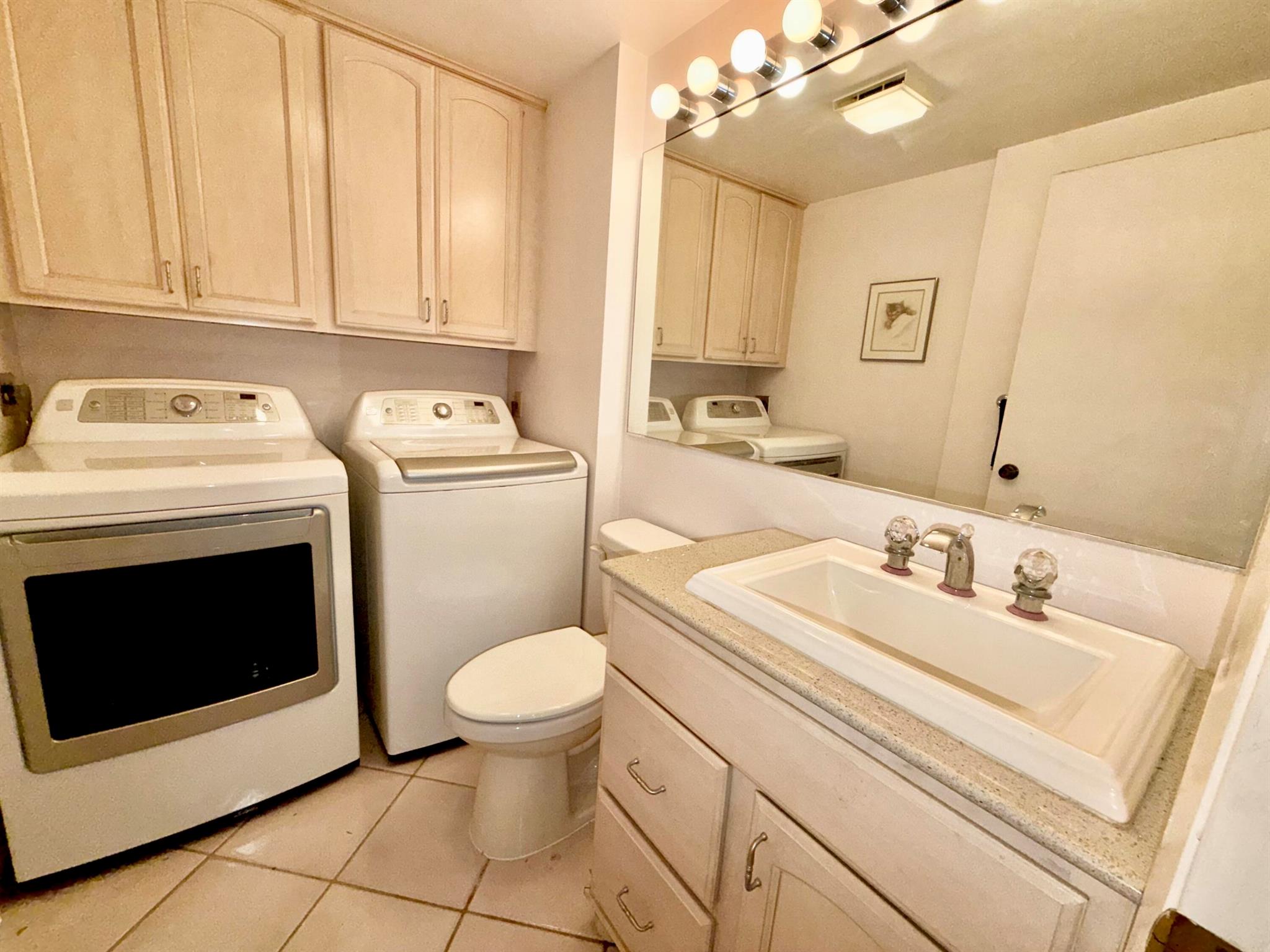 VILLAGE OF SANDALWOOD LAK - Residential