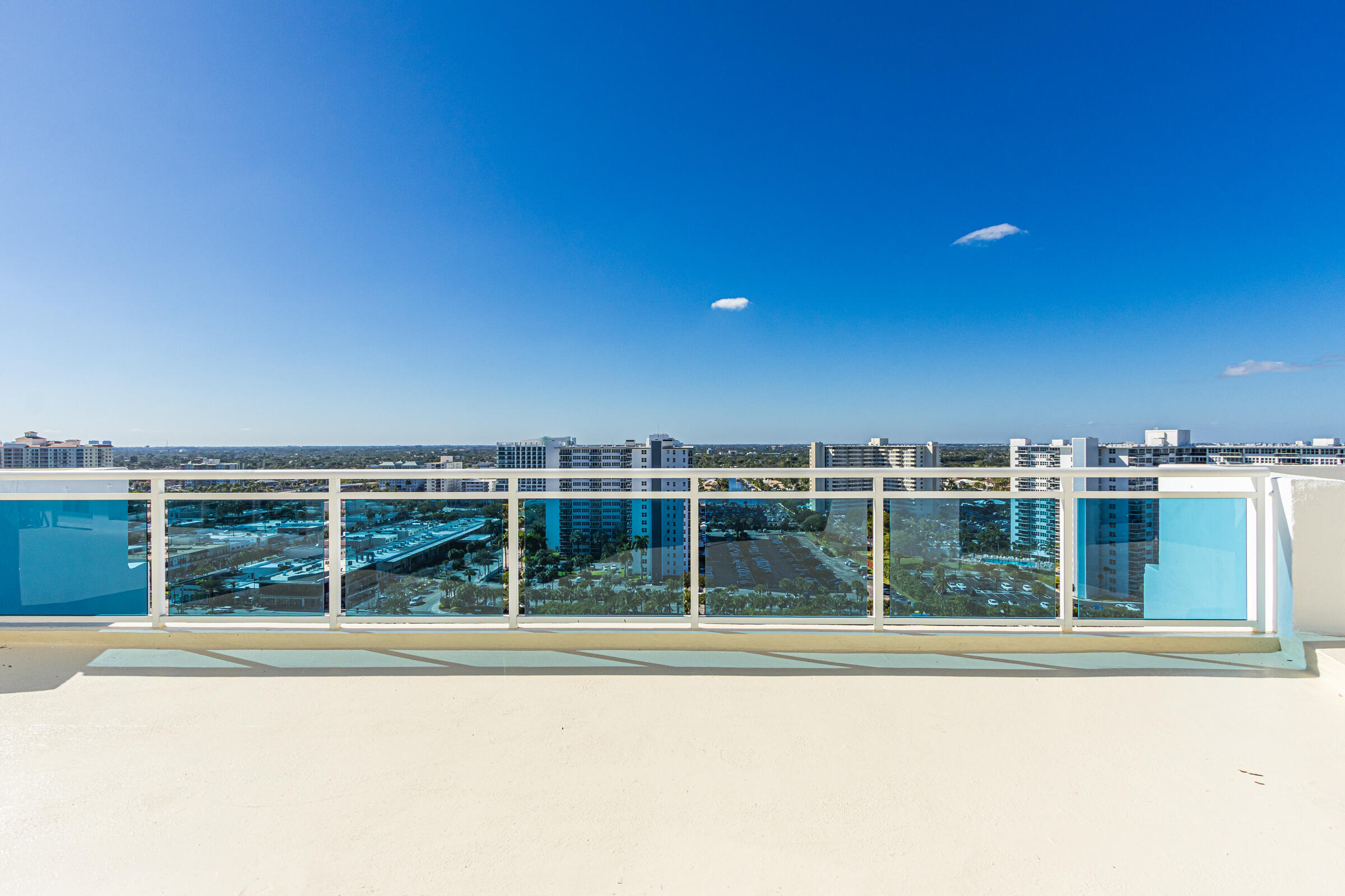 COMMODORE CONDO - Residential Lease