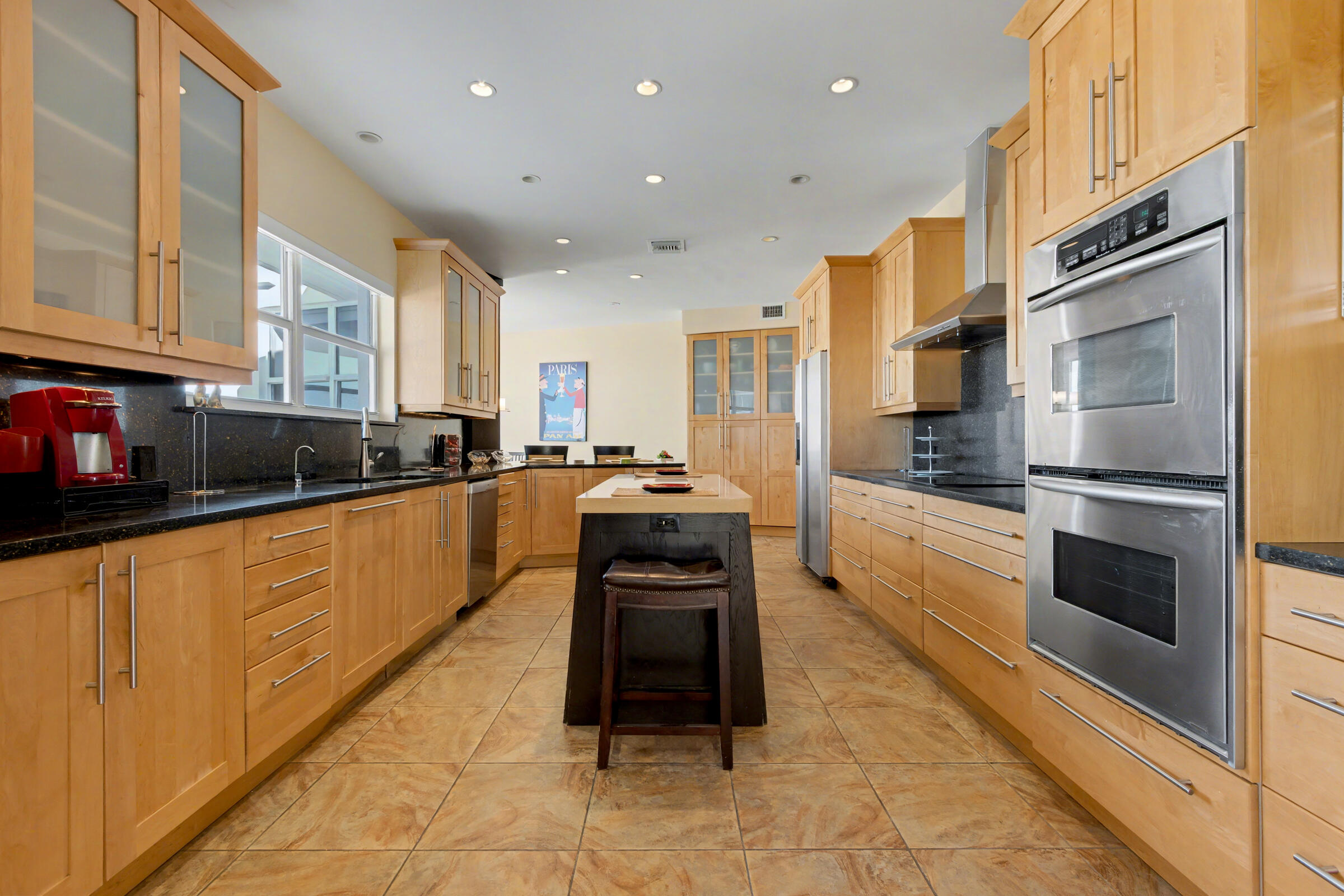 COMMODORE CONDO - Residential Lease