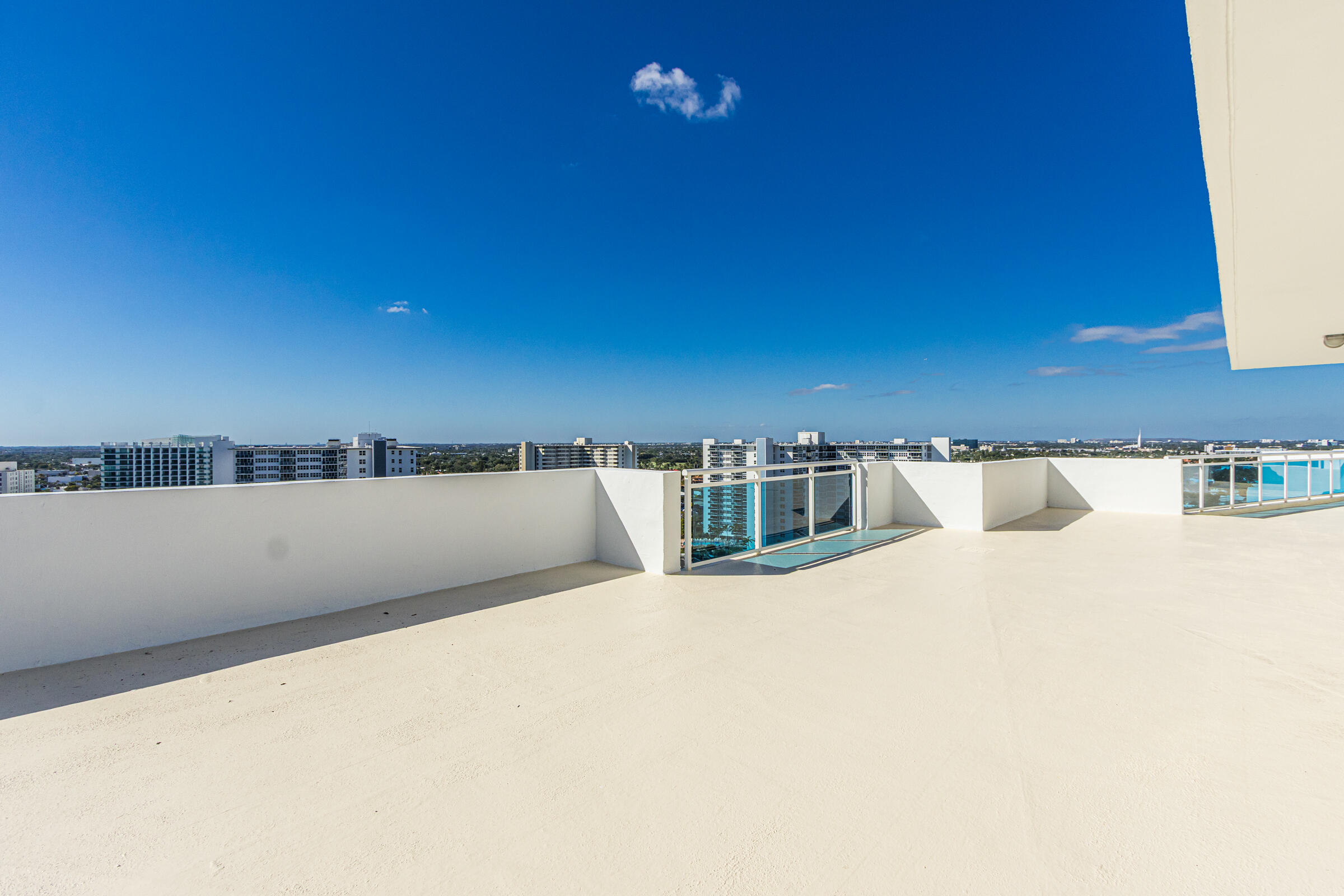 COMMODORE CONDO - Residential Lease