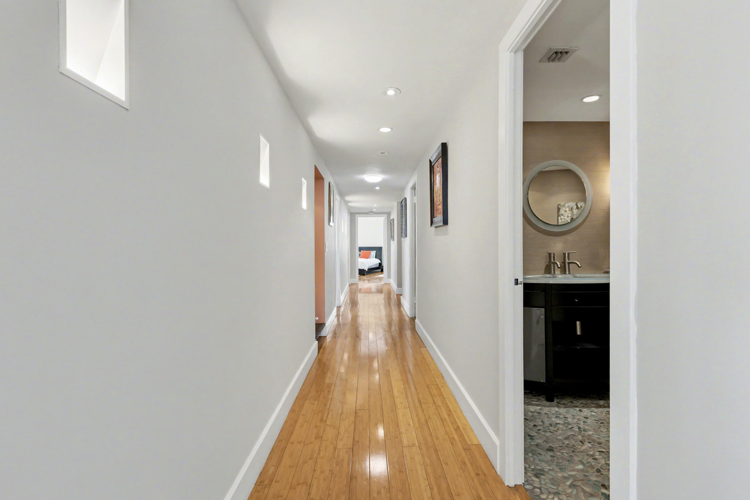 COMMODORE CONDO - Residential Lease