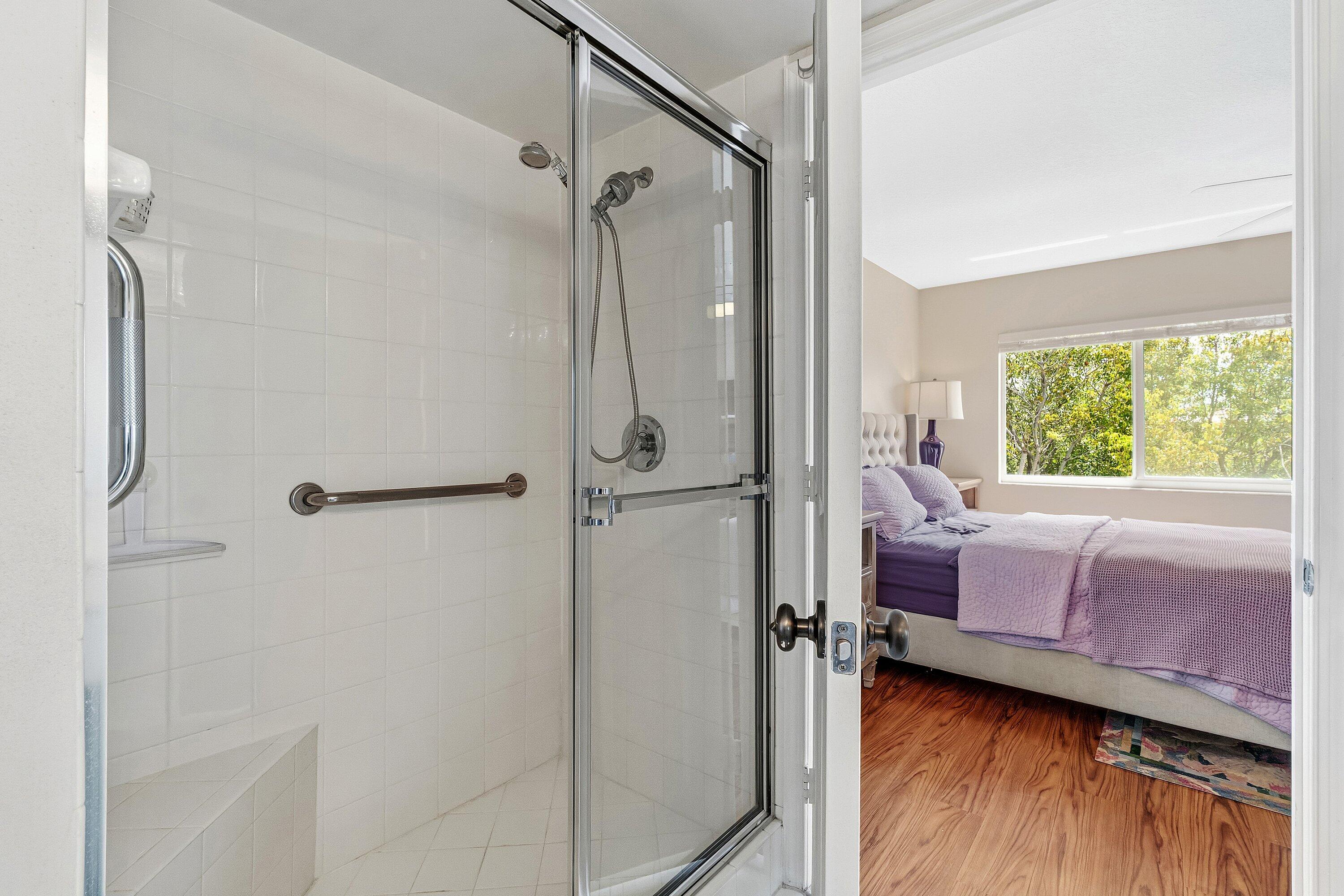 Coral Lakes - Residential