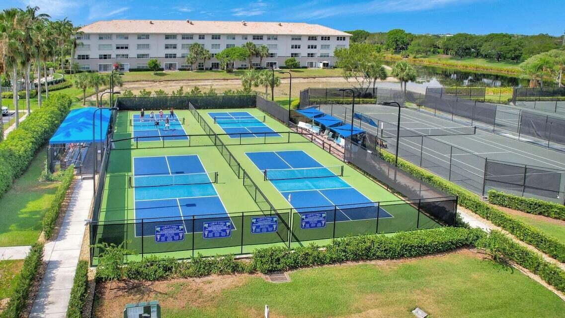 Coral Lakes - Residential