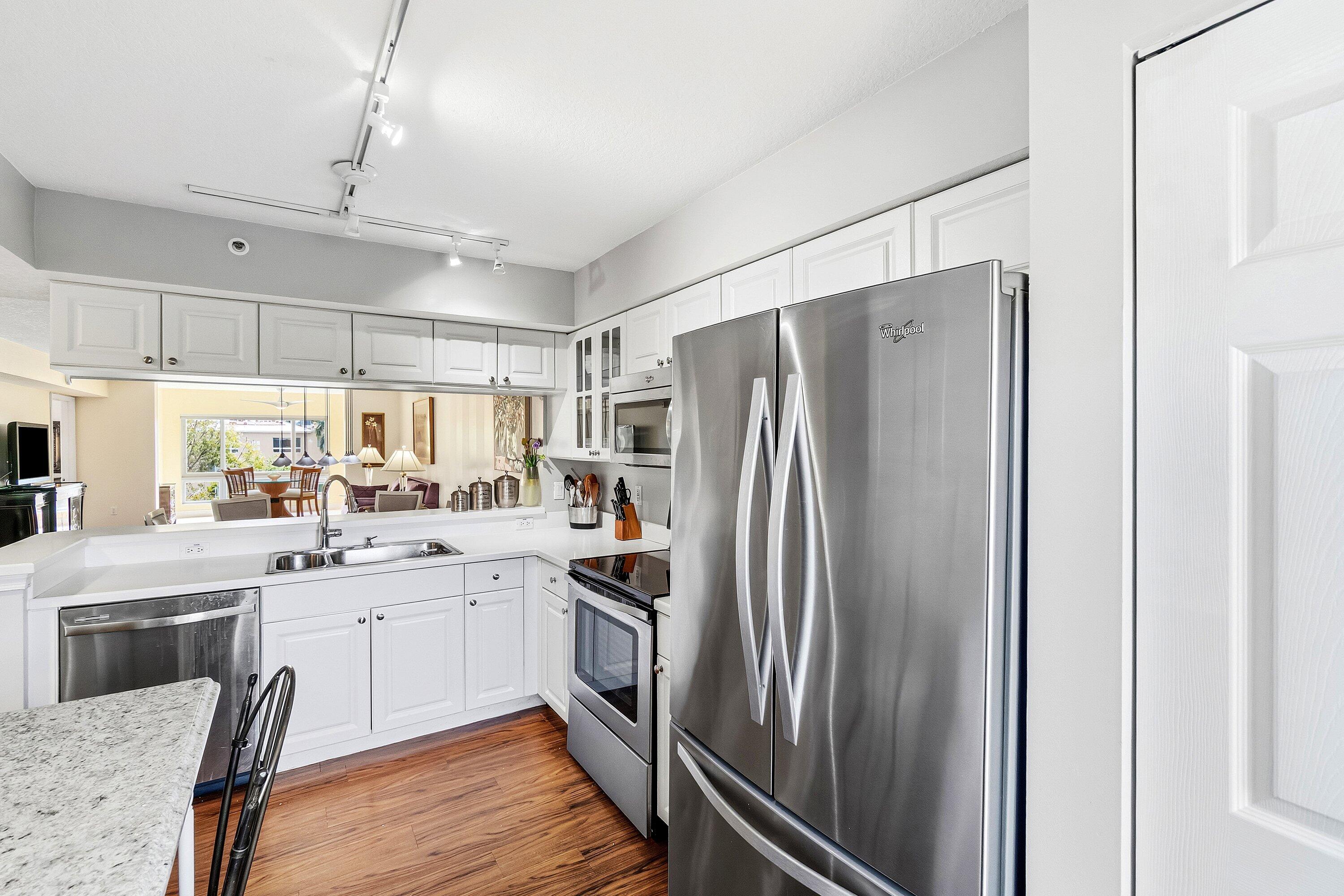 Coral Lakes - Residential