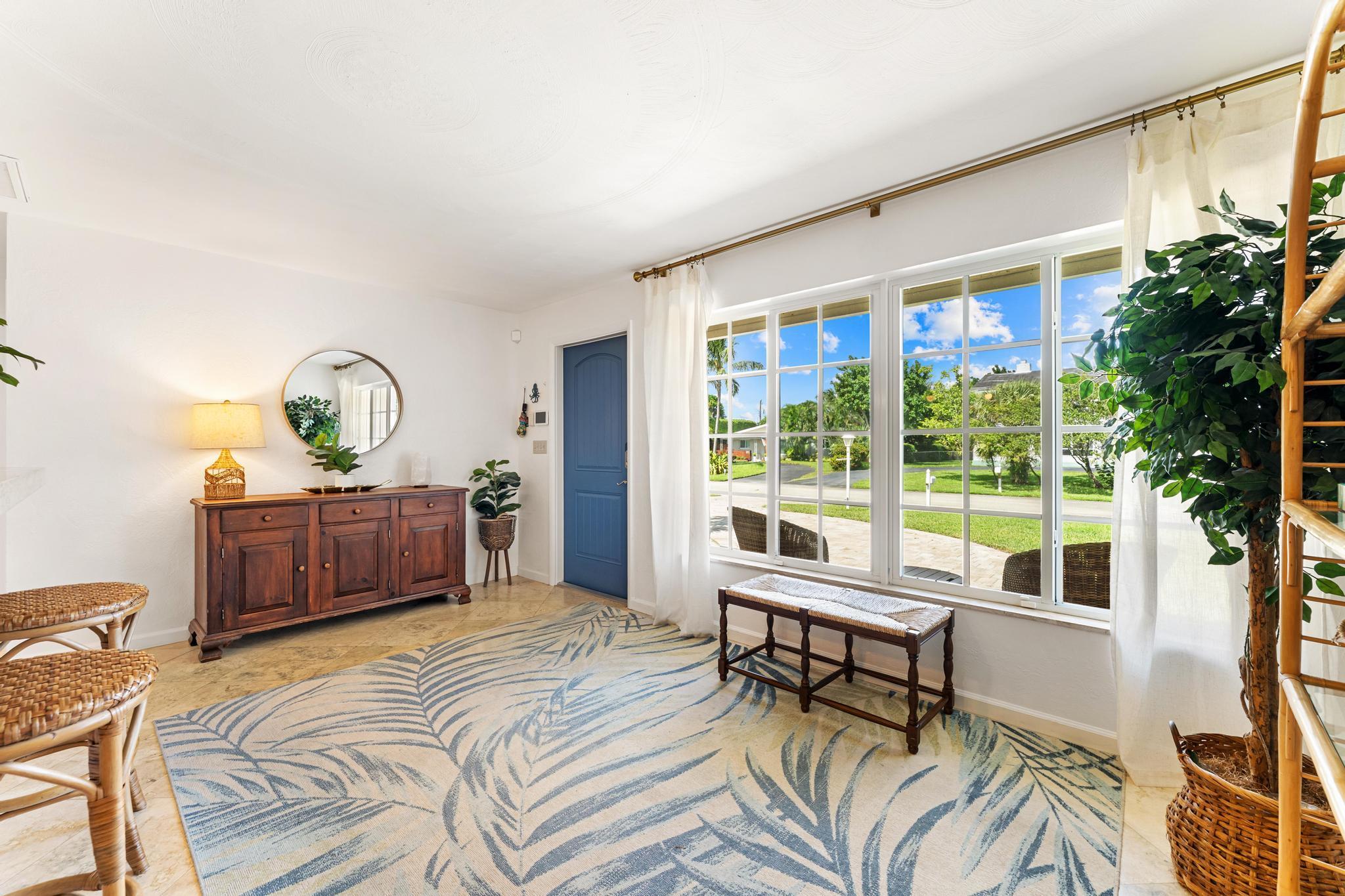 DEXTERS SUB IN - Residential