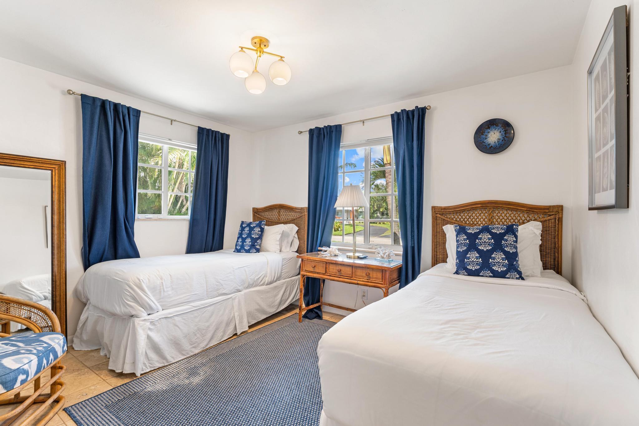 DEXTERS SUB IN - Residential