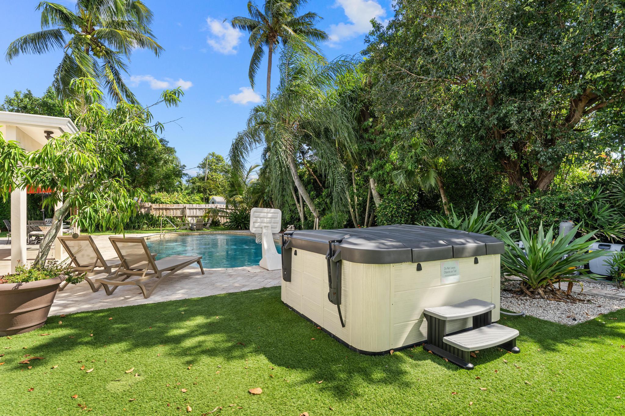 DEXTERS SUB IN - Residential