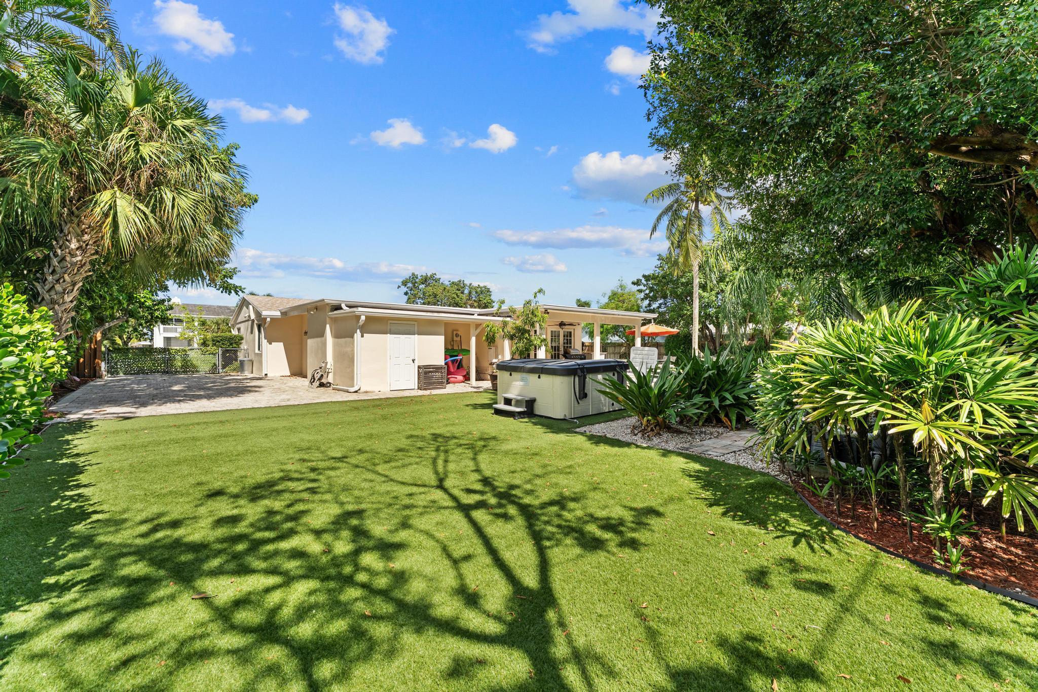 DEXTERS SUB IN - Residential