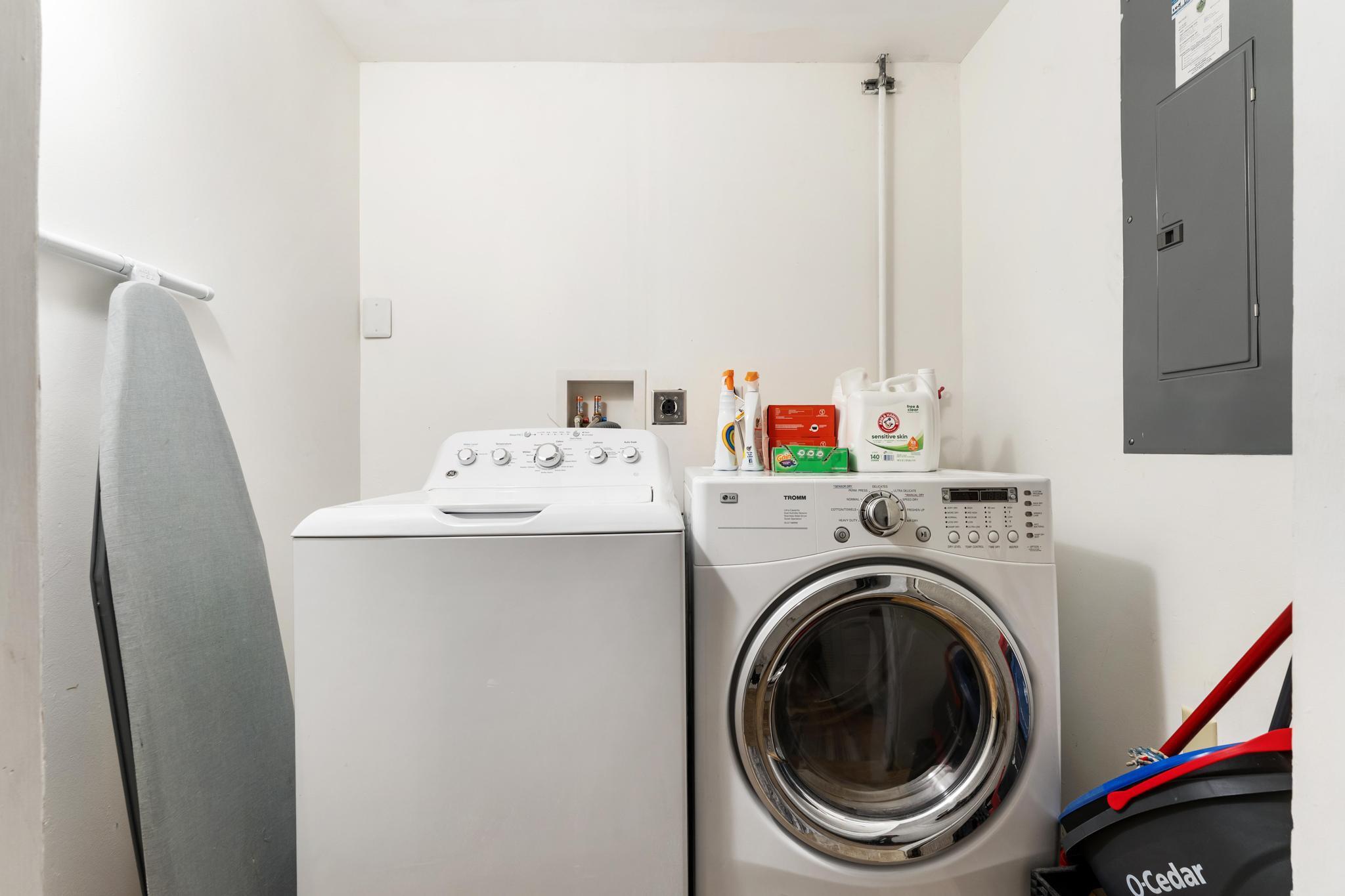 DEXTERS SUB IN - Residential