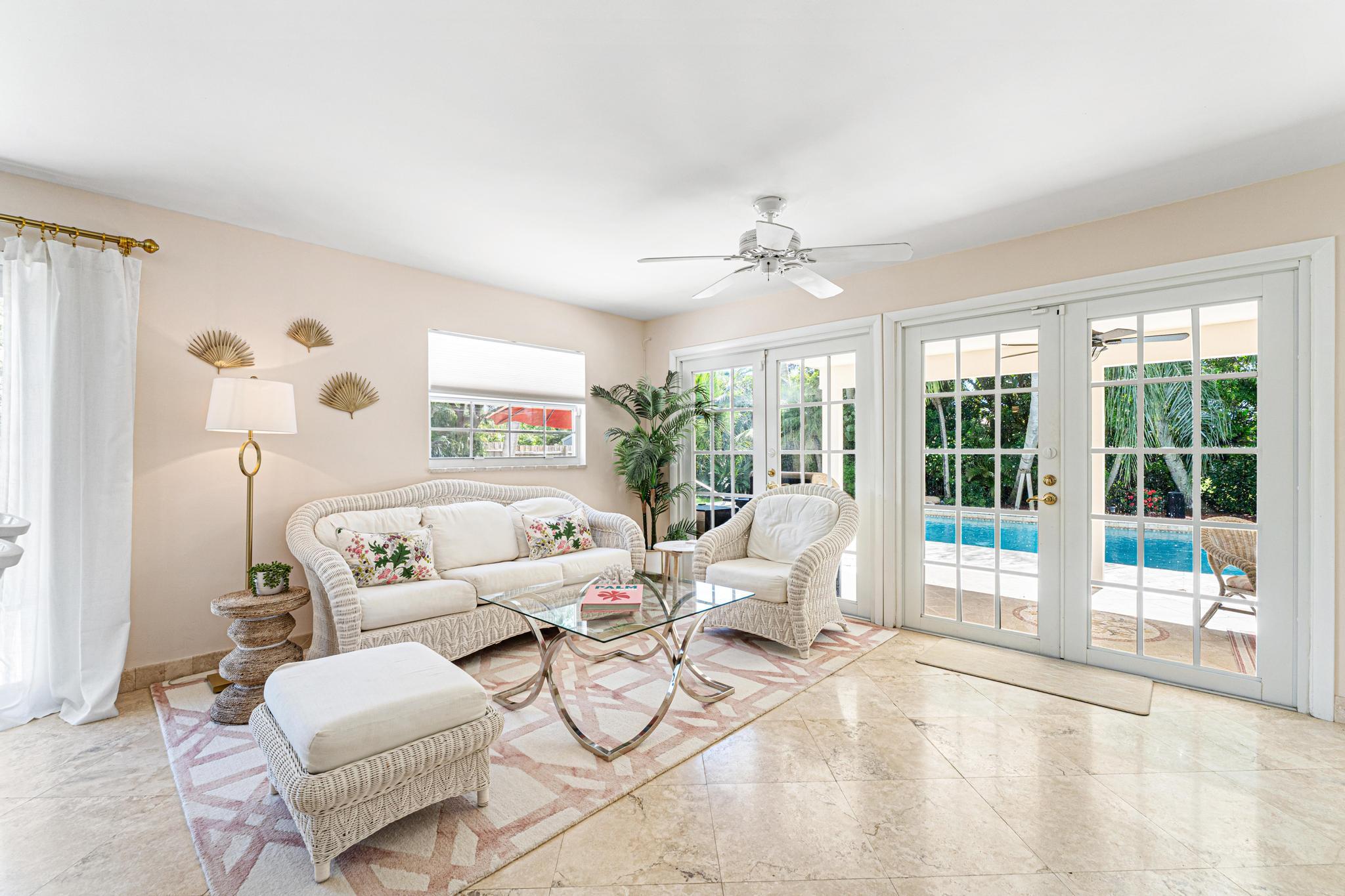 DEXTERS SUB IN - Residential