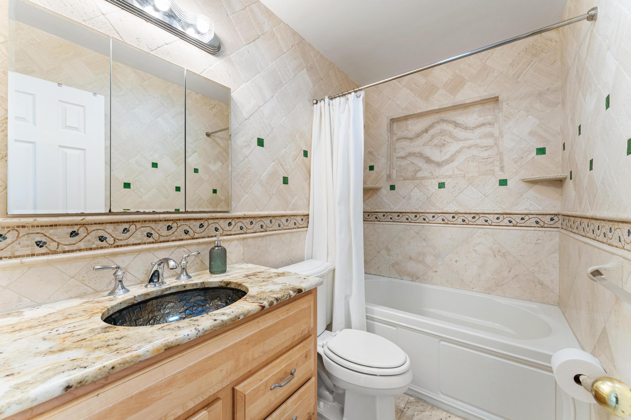 DEXTERS SUB IN - Residential