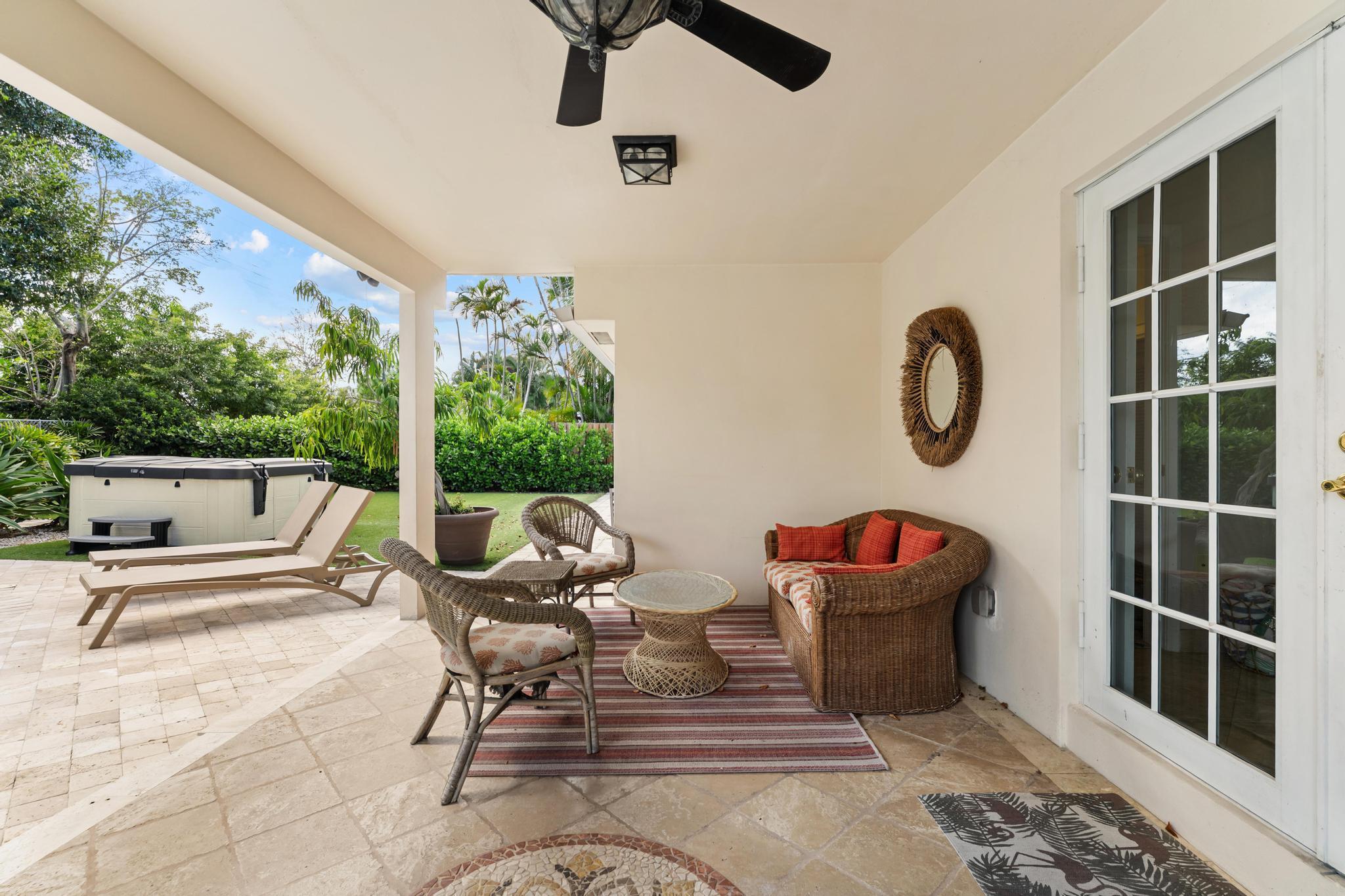 DEXTERS SUB IN - Residential