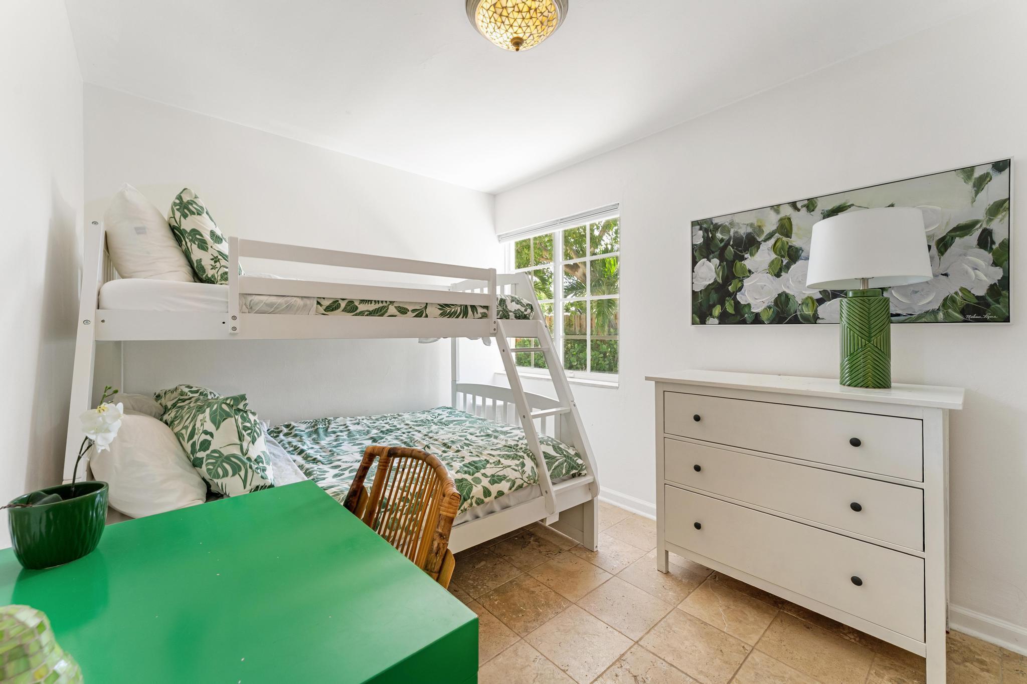 DEXTERS SUB IN - Residential