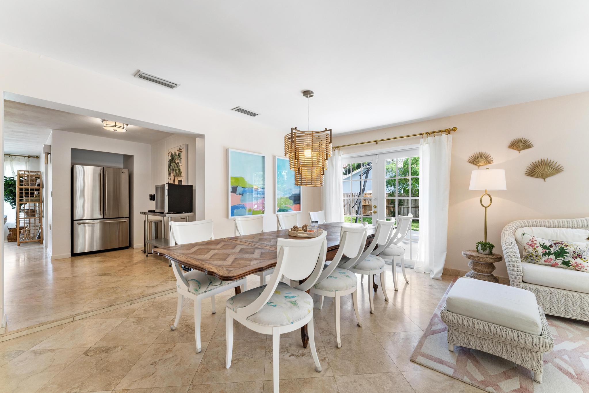 DEXTERS SUB IN - Residential